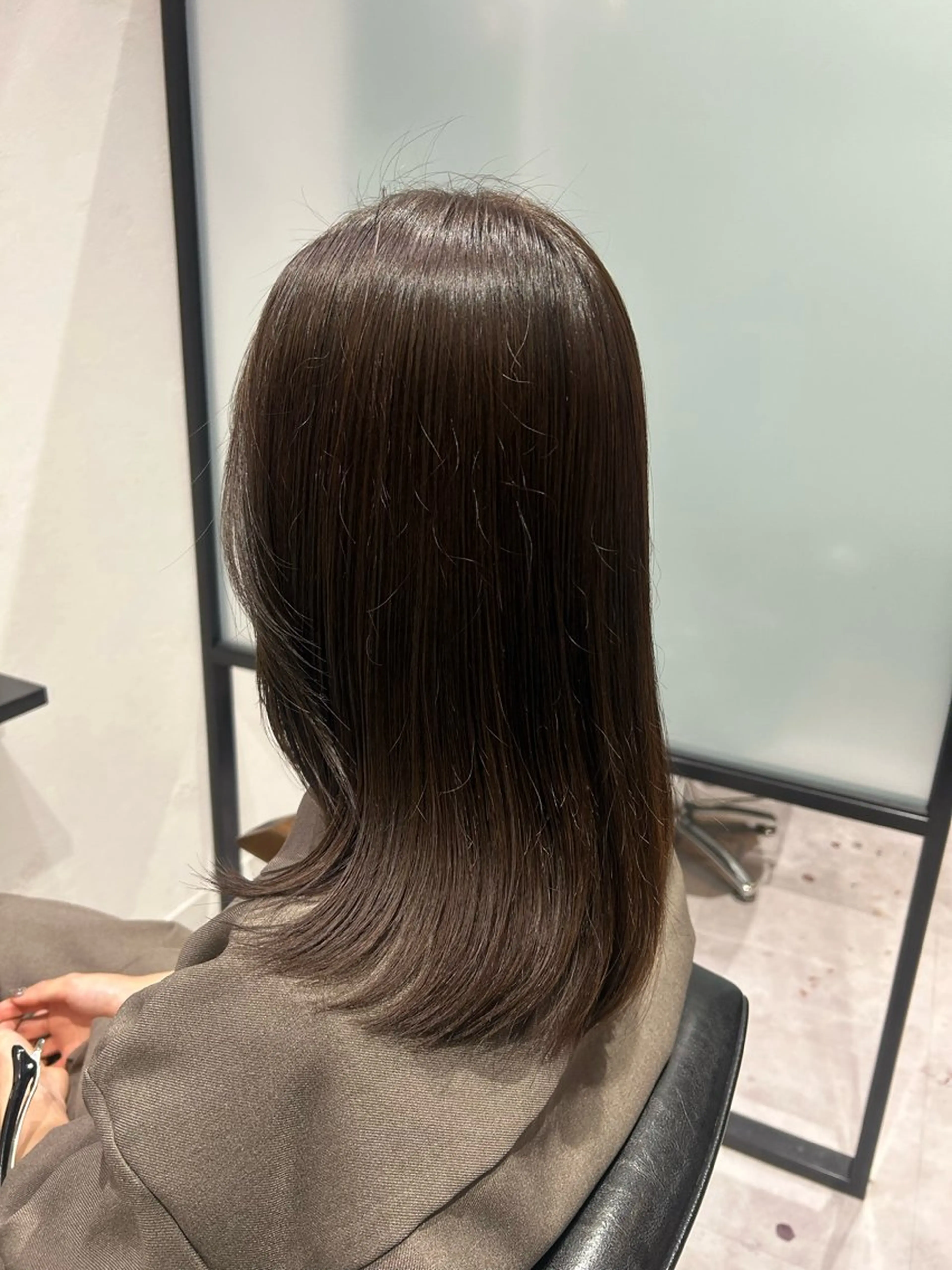 ミディアム カラー simon🩷半田 カットブリーチモデルのヘアスタイル