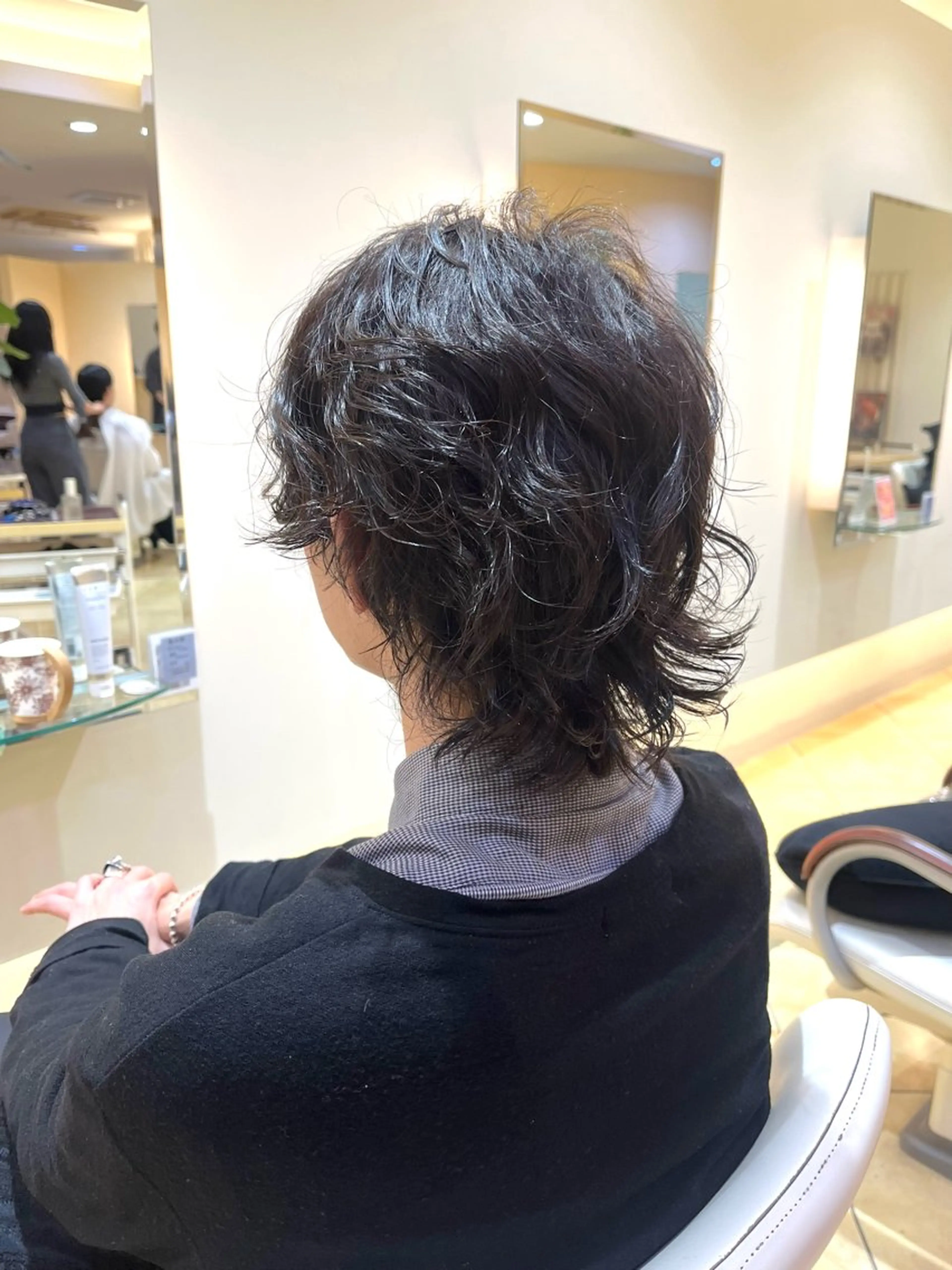 ショート パーマ メンズ メンズパーマ メンズウルフカット ショートヘア ウルフカット スパイラルパーマ カット パーマ メンズパーマ特化 外山　健太のヘアスタイル