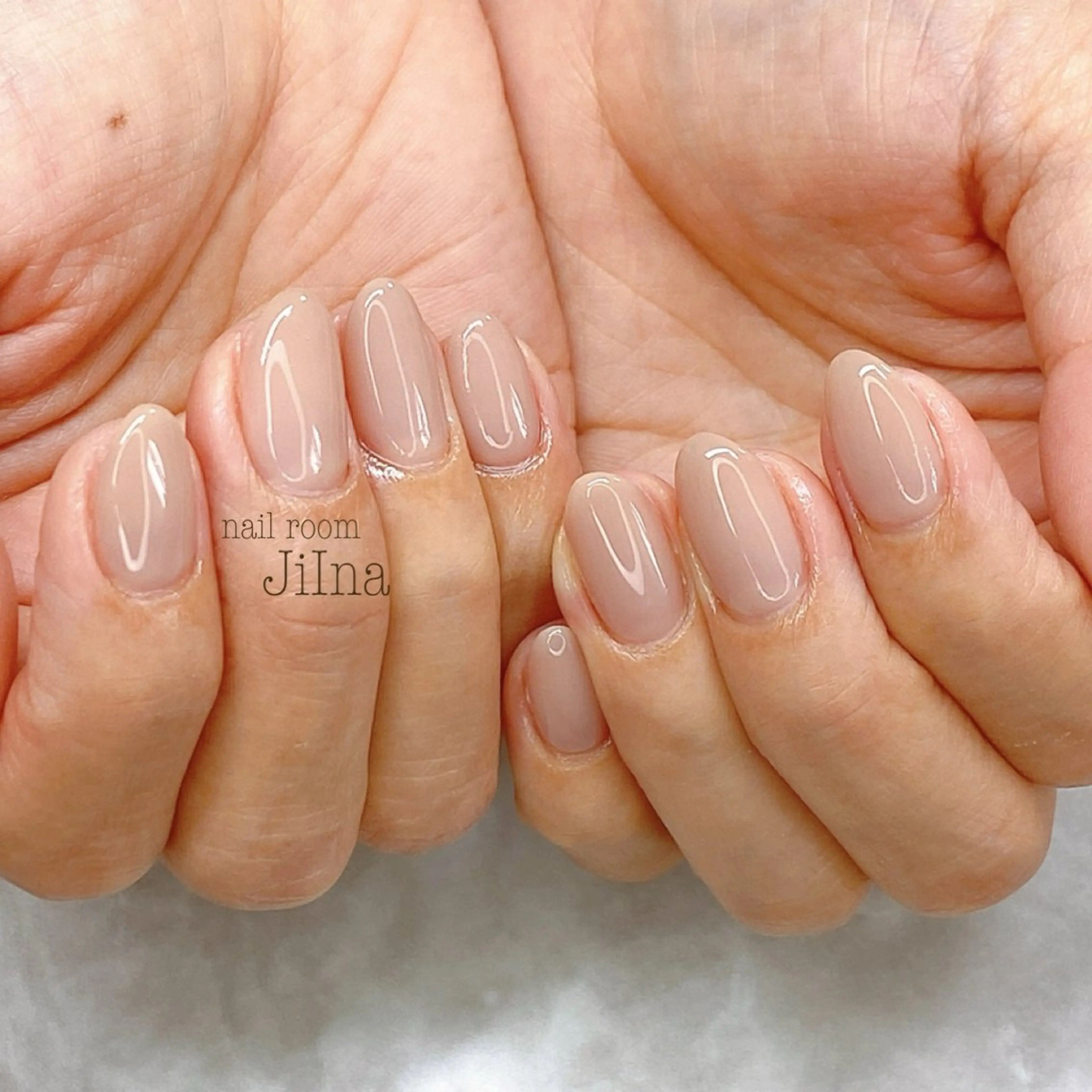 ネイル ワンカラーネイル nail room JiInaのネイルデザイン