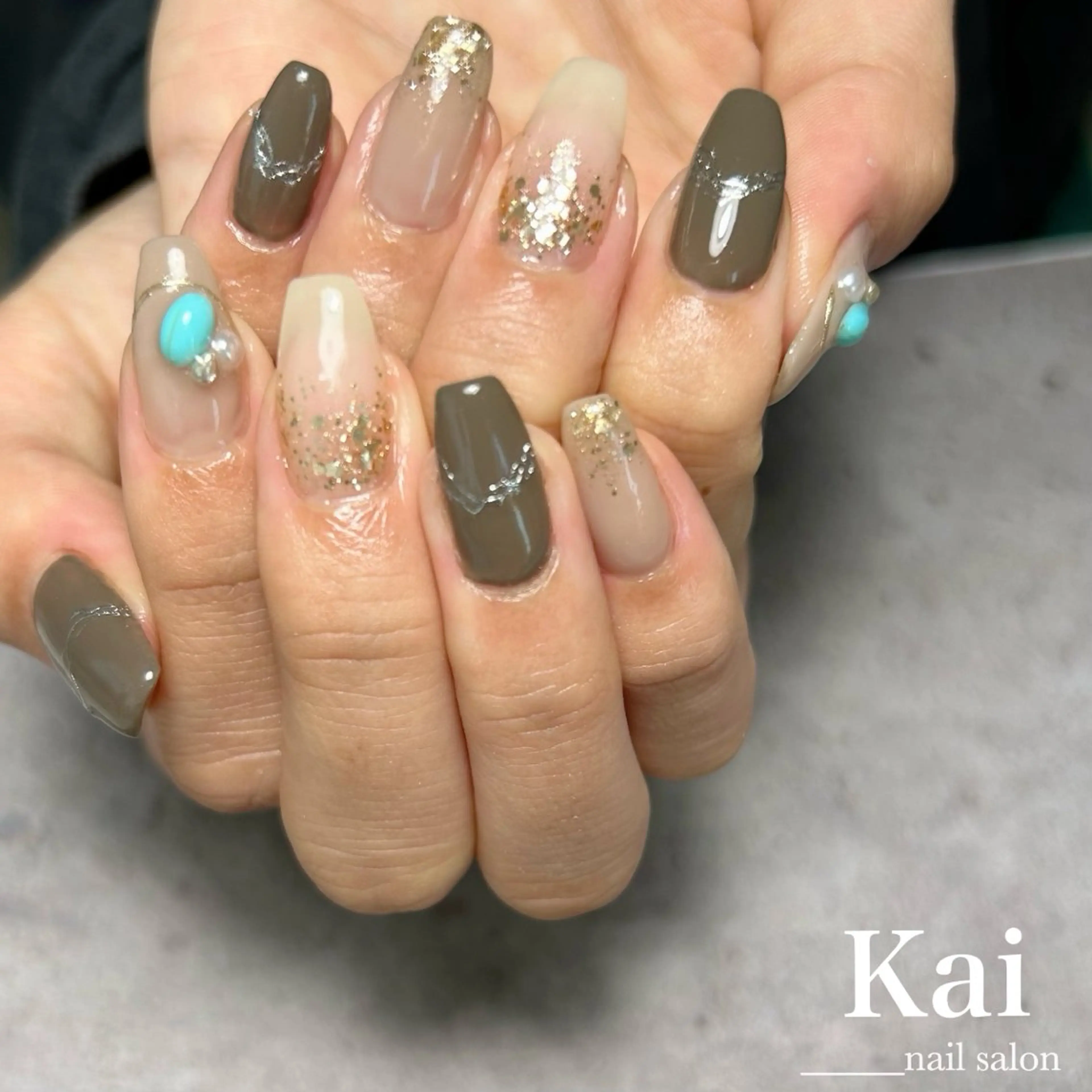 ネイル アートネイル ブラウン マグネットネイル ミラーネイル ニュアンスネイル ハンドネイル Kai  nail Mayukoのネイルデザイン