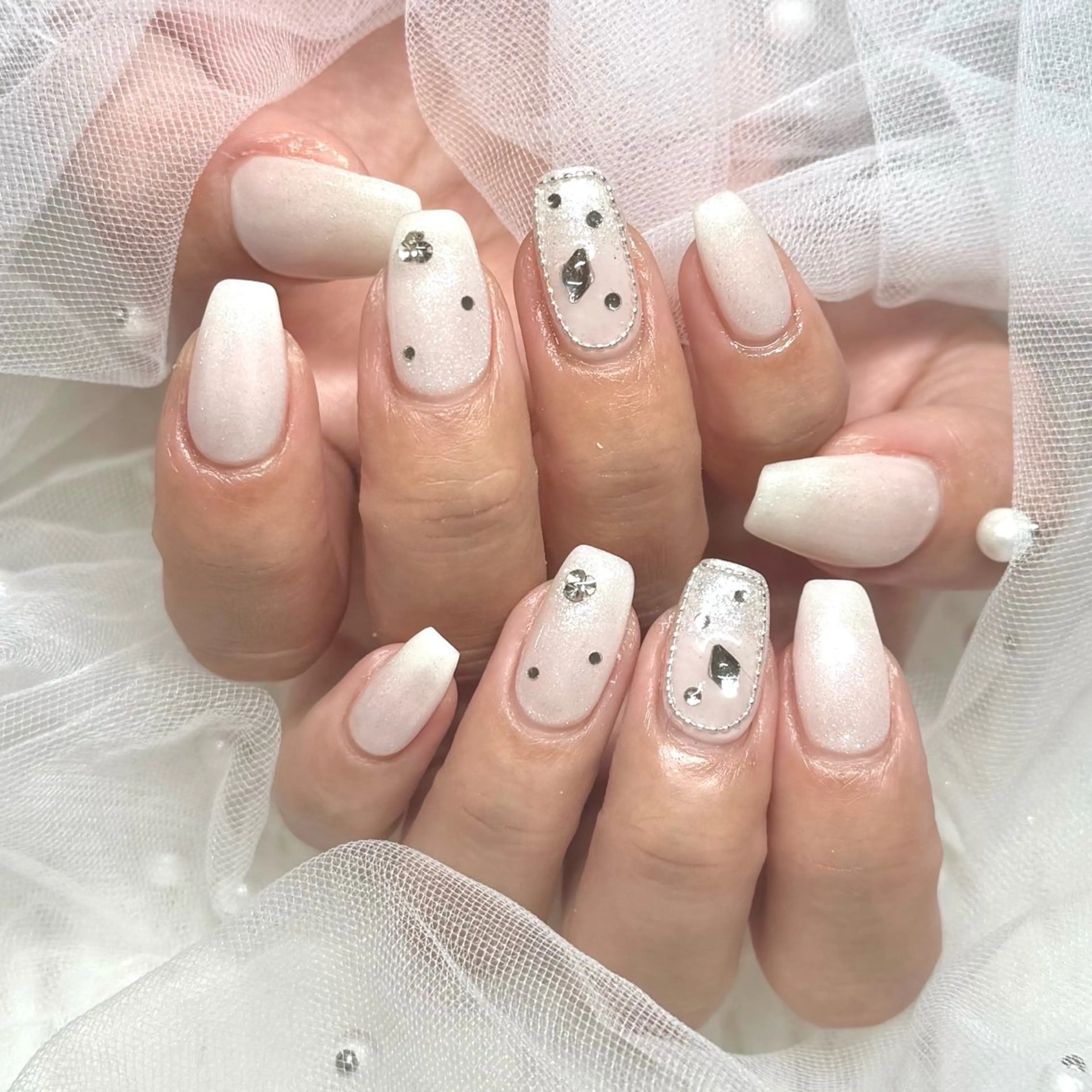 ネイル ハンドネイル Babel所属・Babel【バベル】 🩶名古路結菜のネイルデザイン