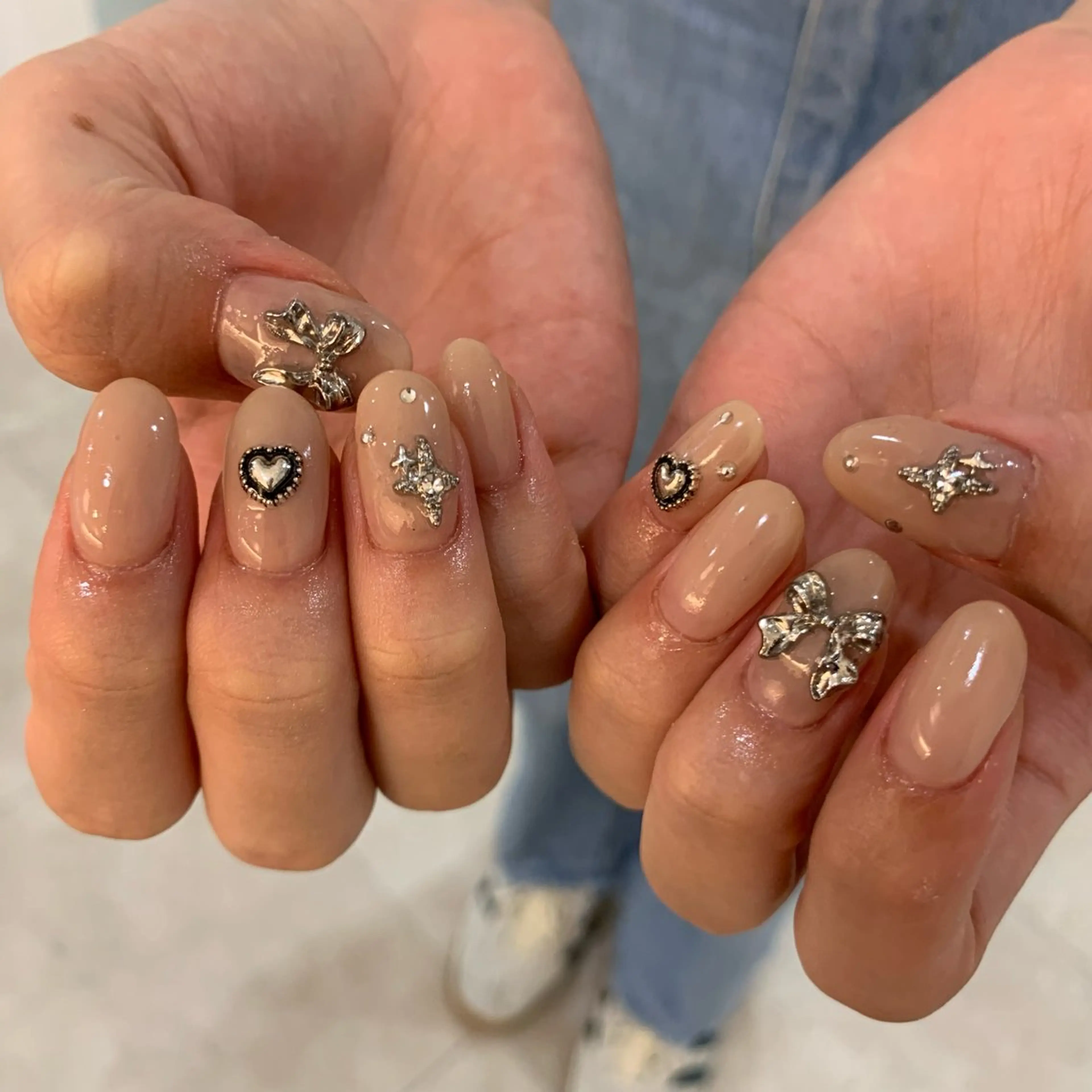 ネイル ハンドネイル フットネイル 栗田 ゆう子のネイルデザイン