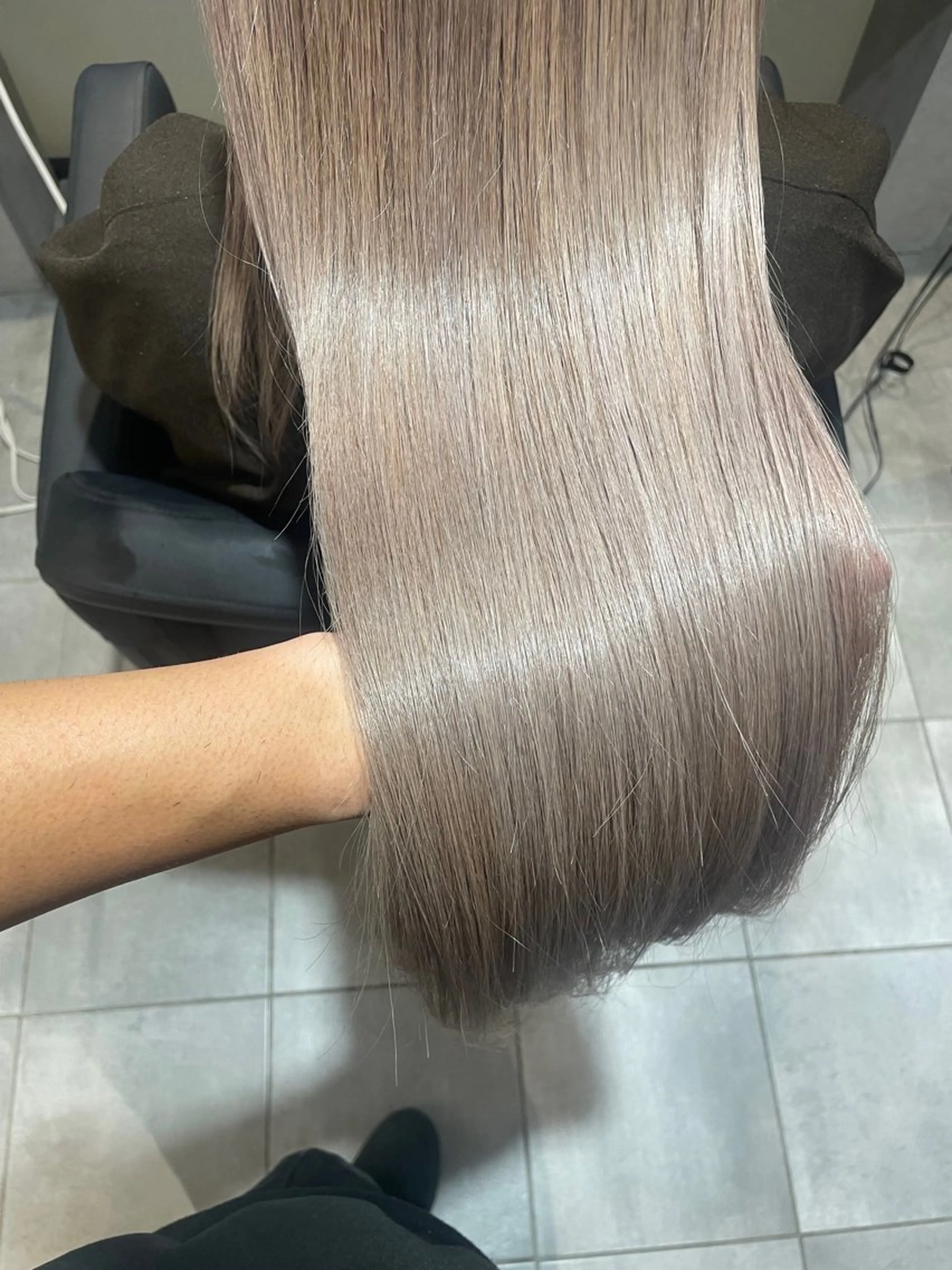 ロング カラー 宮下 弦也のヘアスタイル