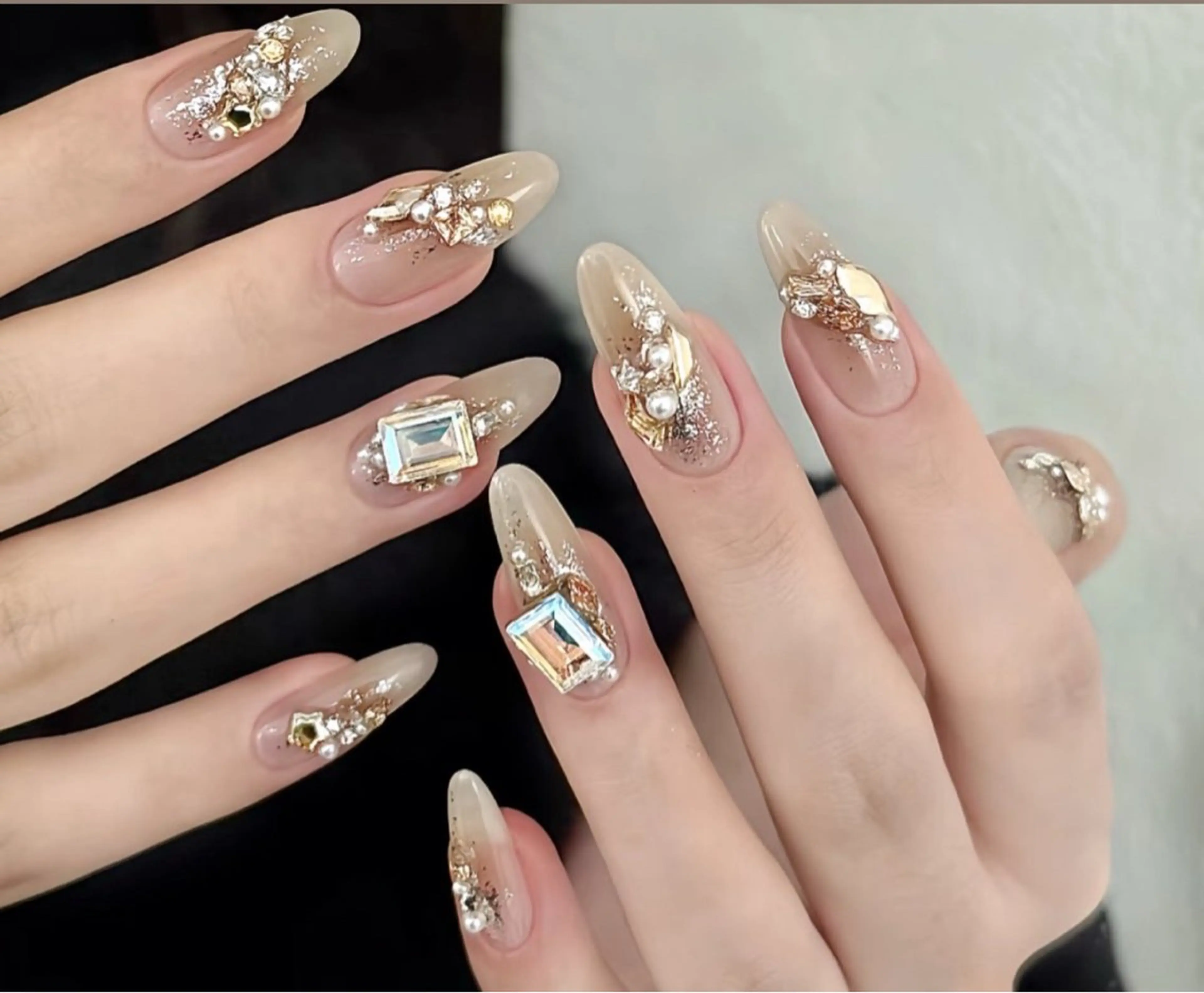ネイル アートネイル オーロラネイル チークネイル フレンチネイル ガラスフレンチ 🎀🎀YooLi Nail Salonのネイルデザイン