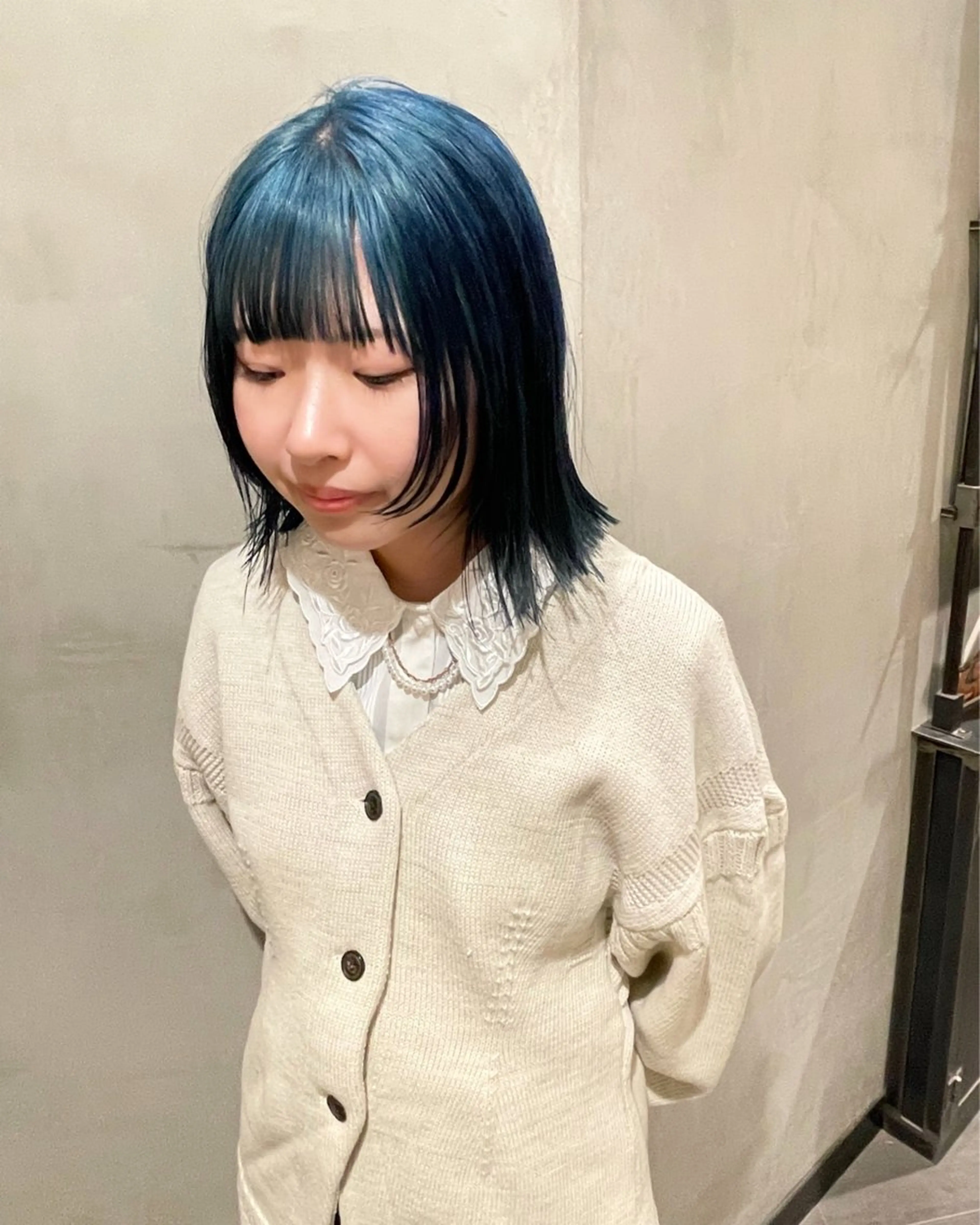 ミディアム カラー カット ヘアカラー トリートメント 優 作のヘアスタイル
