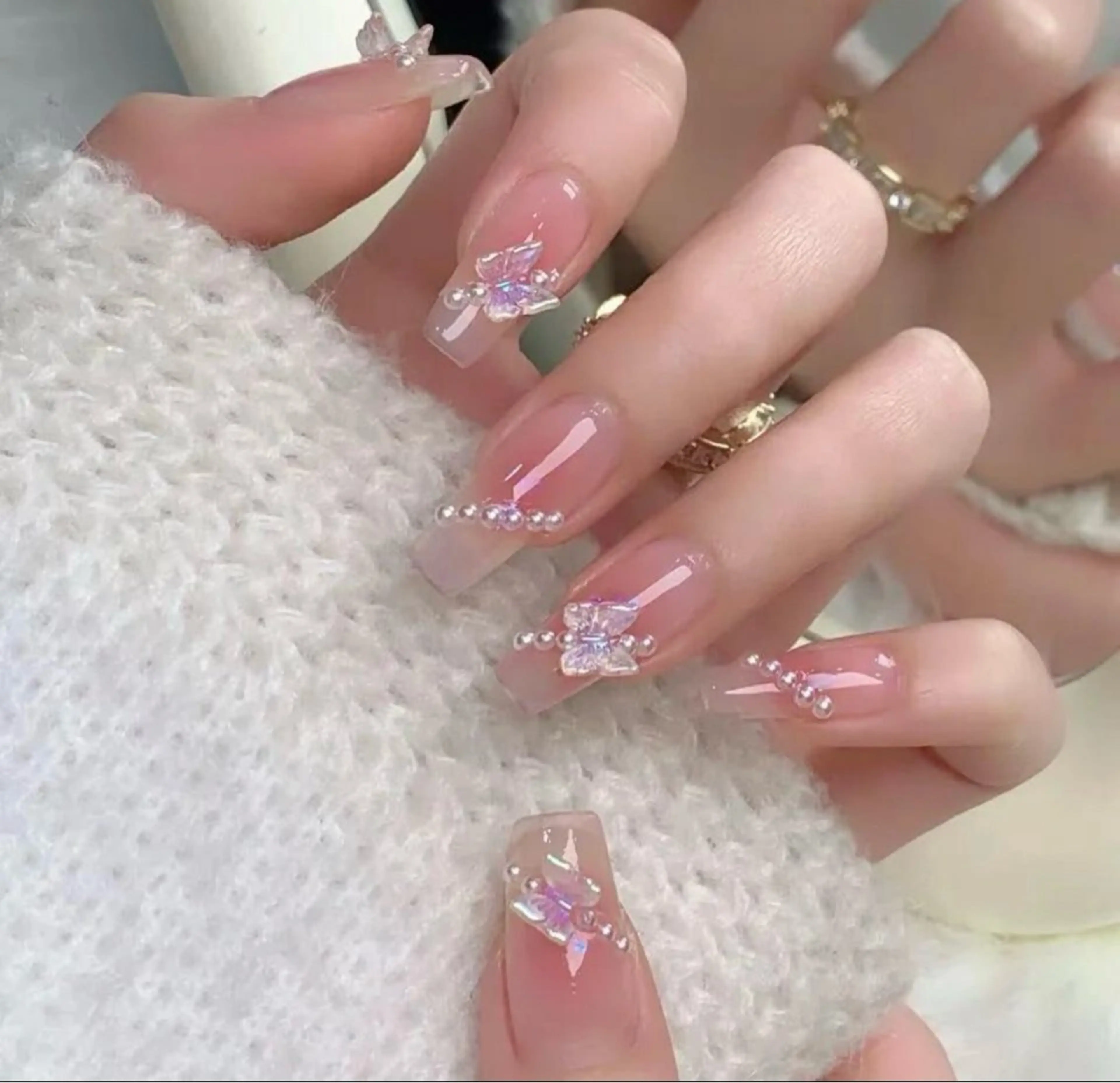 ネイル チークネイル 長さ出し フラワーネイル フレンチネイル ガーリー sun nail池袋 モデル募集のネイルデザイン