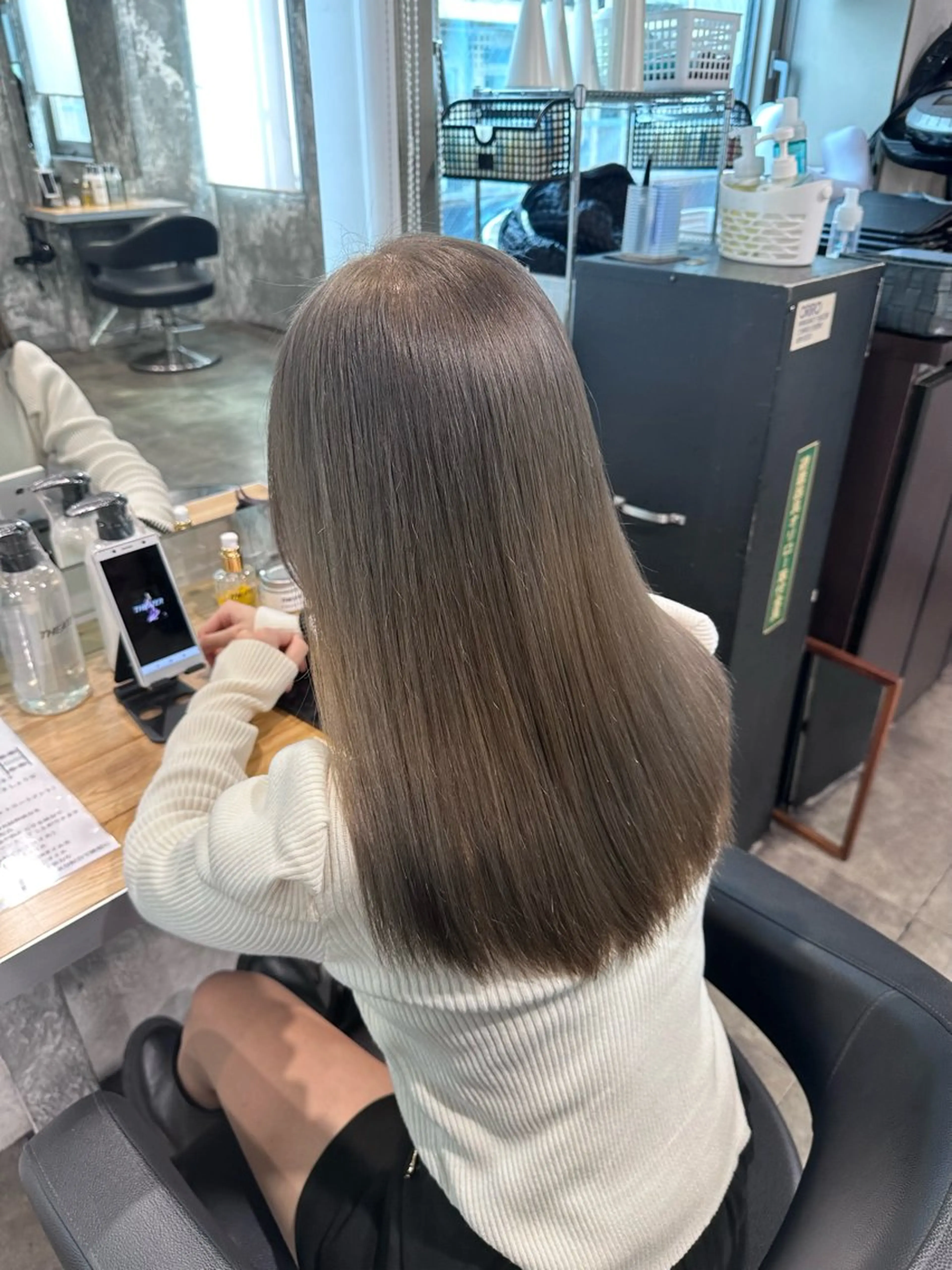 カラー 海外トレンドヘア🤍 sumireのヘアスタイル