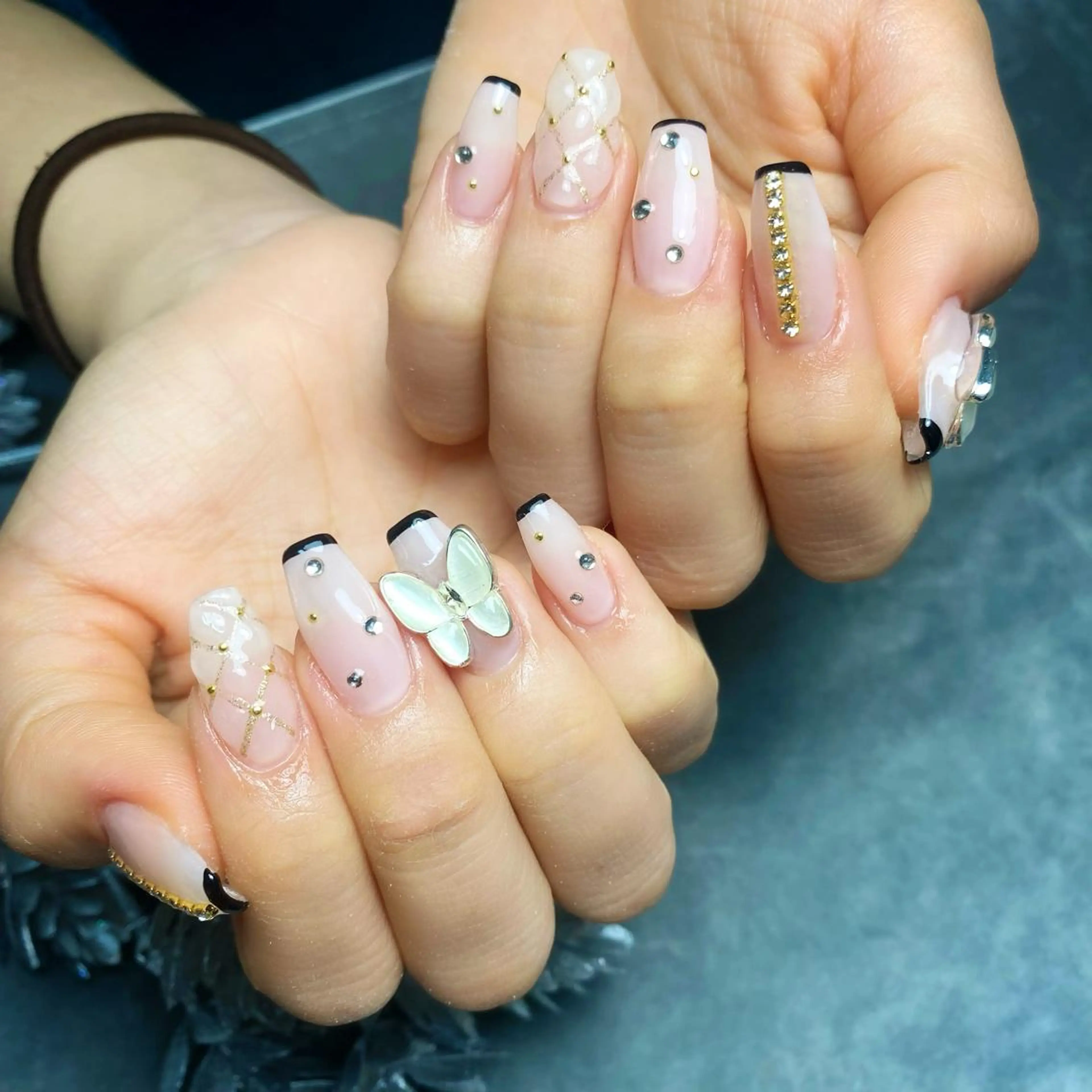 ネイル アートネイル ハンドネイル NAIL SALON あんび所属・nail salon あんびのネイルデザイン