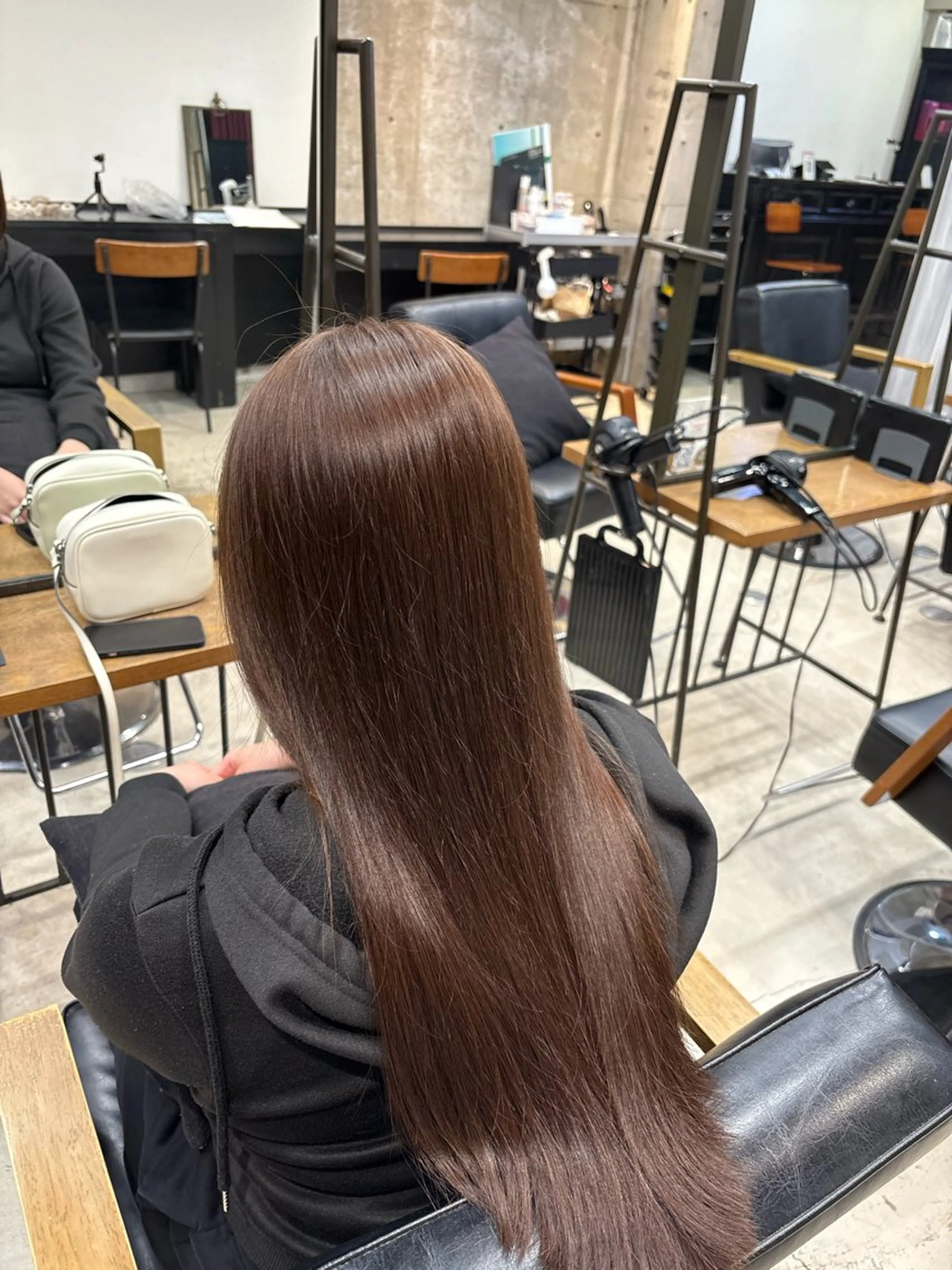 セミロング 顔周りカット SiSTA 自由が丘所属・自由ヶ丘 ボブ/レイヤーのヘアスタイル
