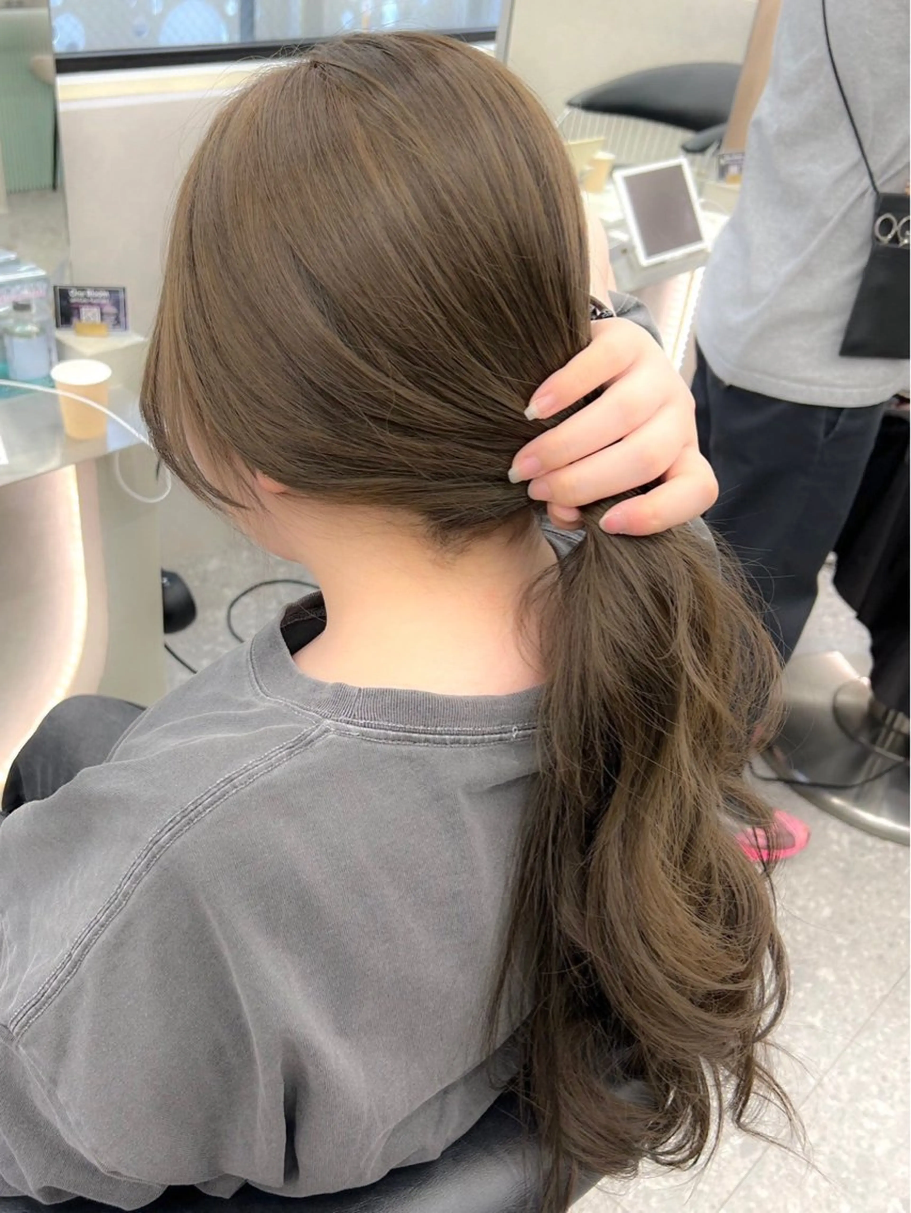 ロング カラー トリートメント 韓国🇰🇷レイヤー 透明感/秀瑛🩶のヘアスタイル