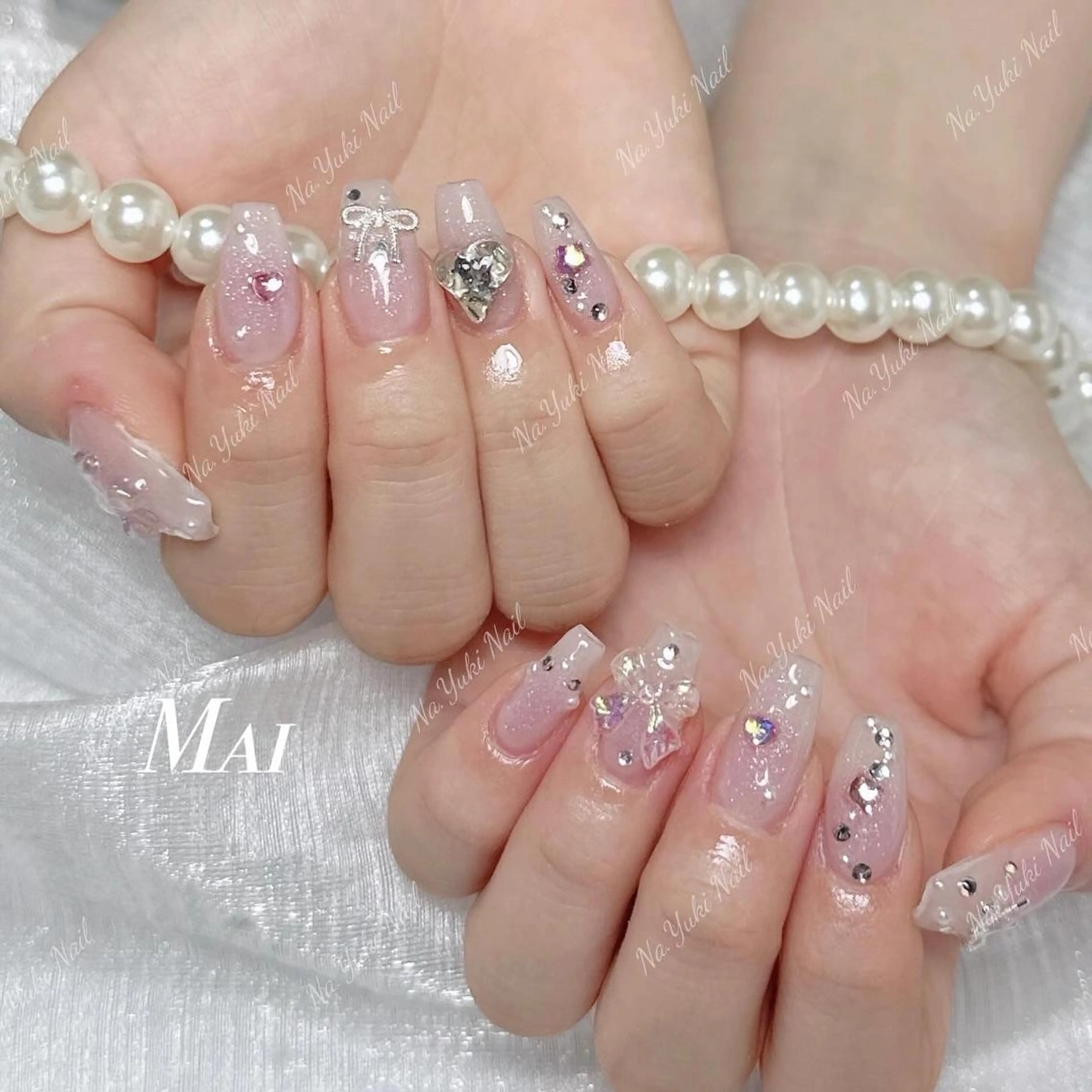 ネイル Queenie 🦋のネイルデザイン