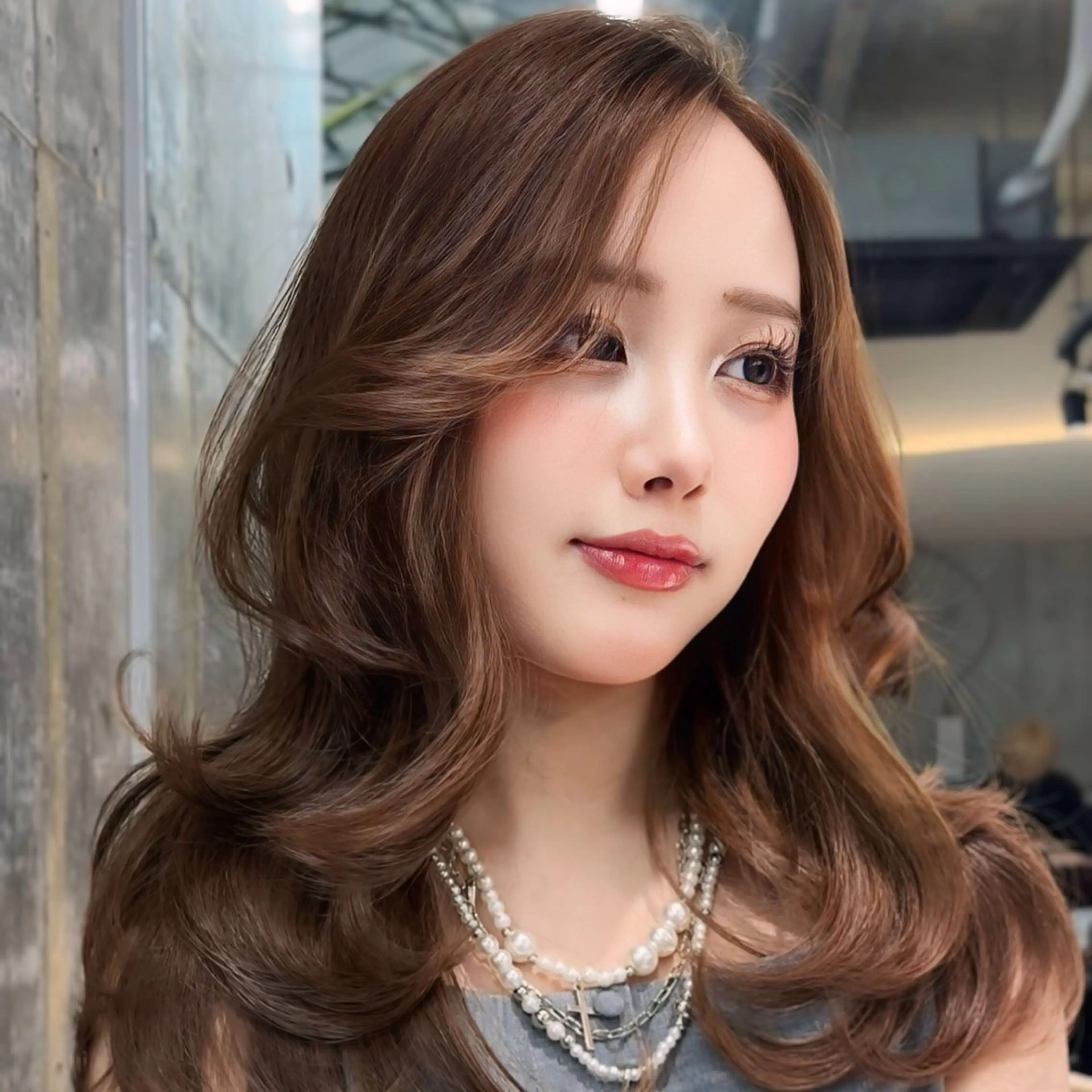 セミロング カラー ベージュカラー 透明感カラー くびれヘア 韓国風ヘア レイヤーカット Lond Melia所属・🎀𝑆𝐴𝑅𝐴 /レイヤーカット🎀のヘアスタイル