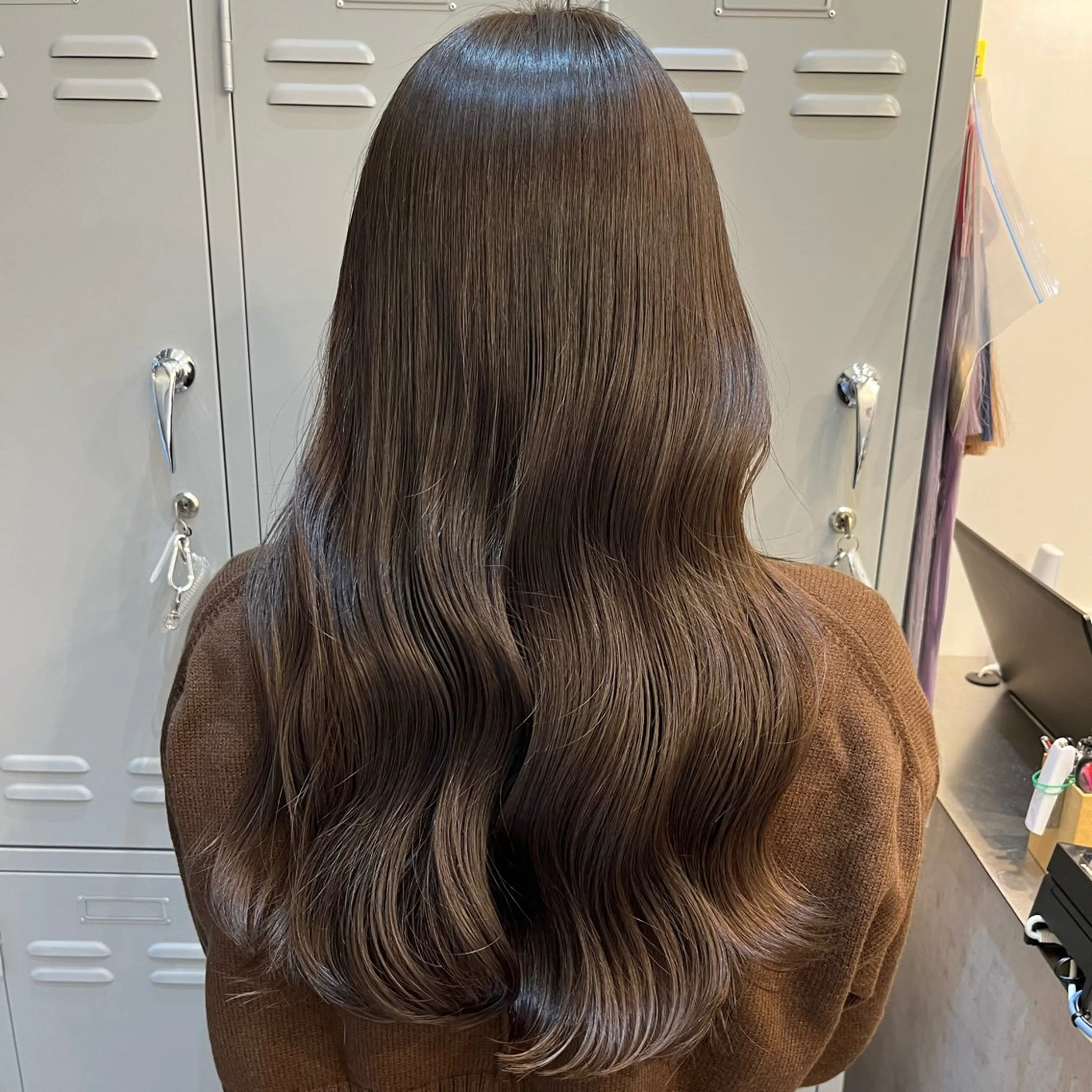 セミロング カラー ブリーチ ブリーチなしカラー ヘアカラー トリートメント レイヤーカット/ 暗髪🫧ナシコのヘアスタイル