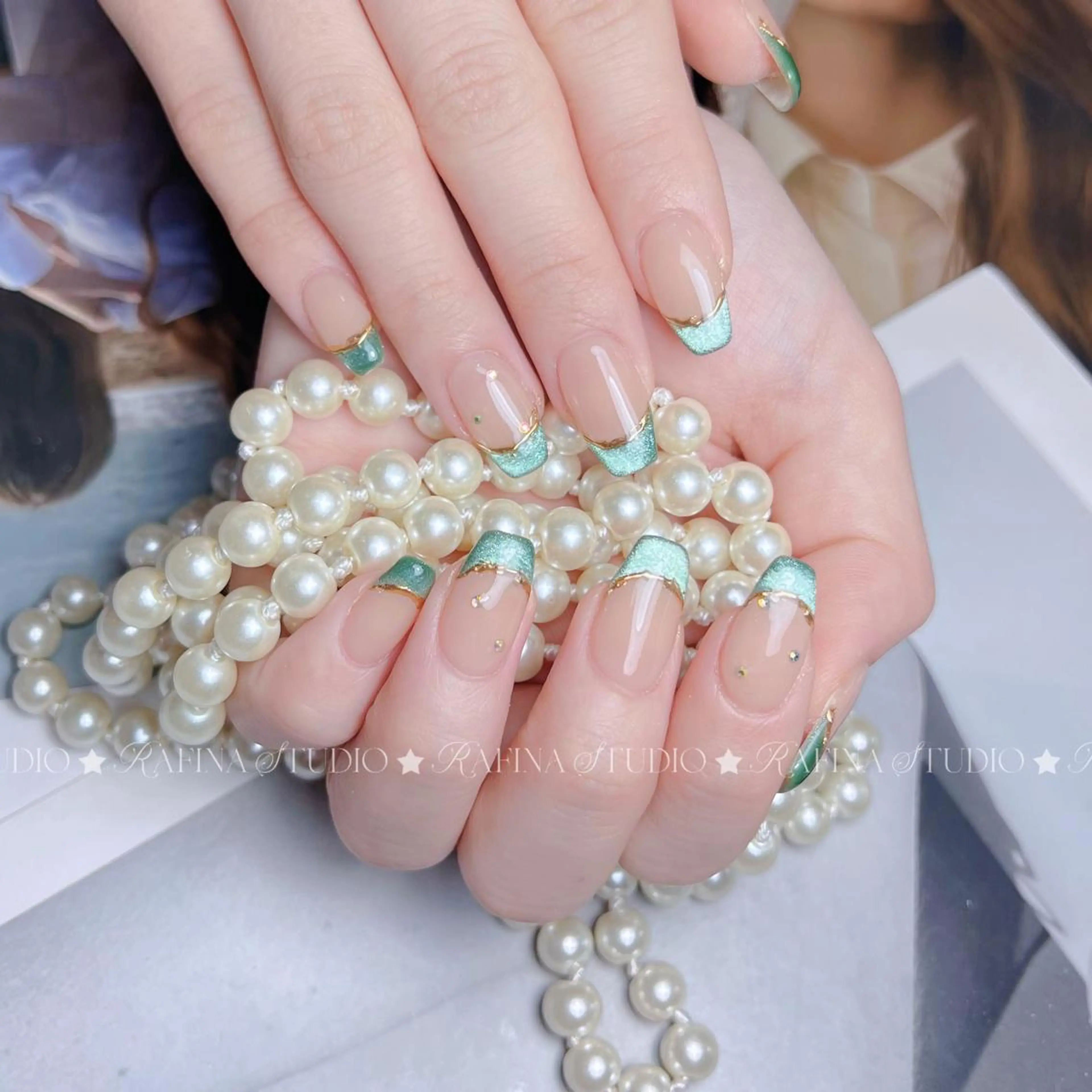 ネイル 玲央 YOYOのネイルデザイン