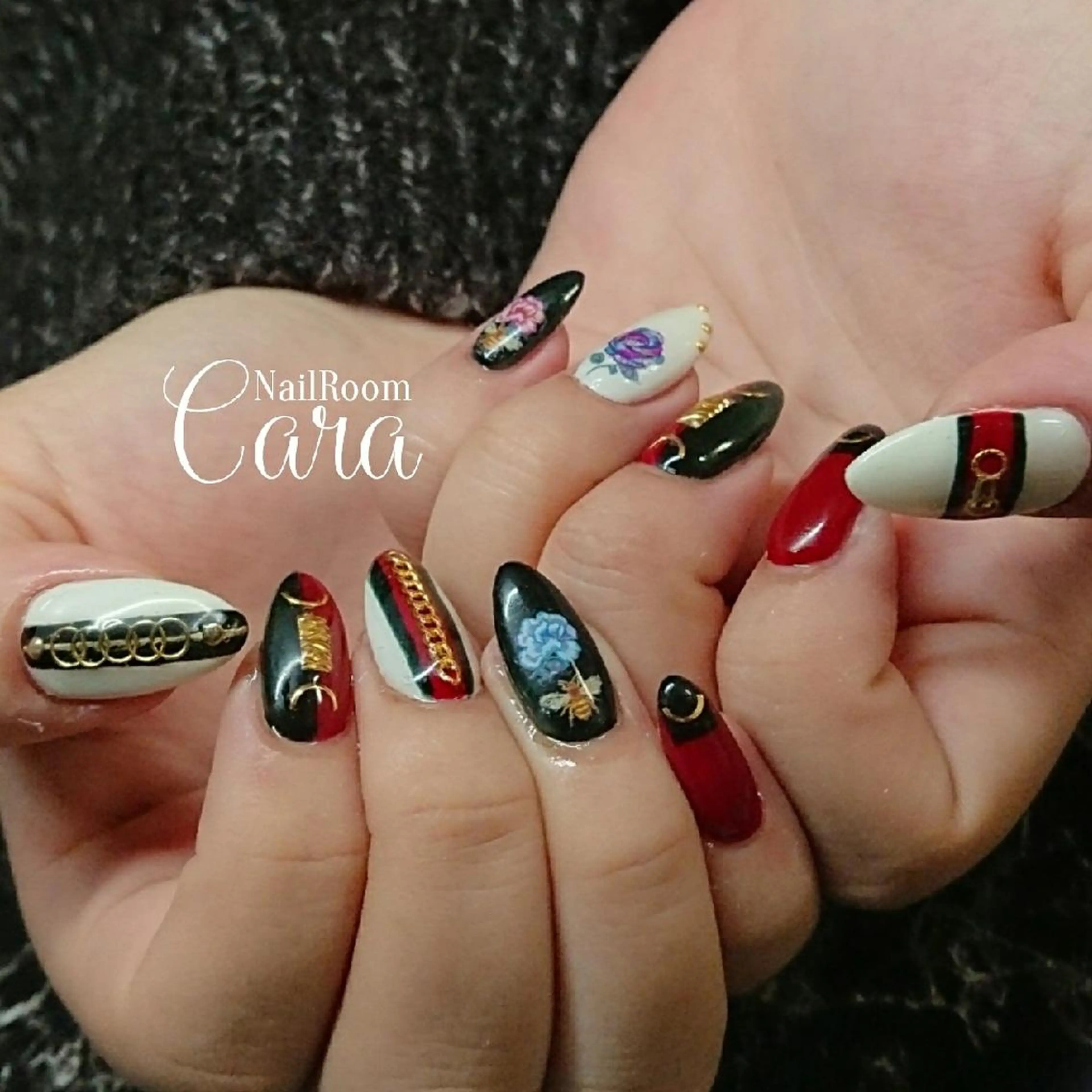 ネイル instinkt_ Mio Mizunoのネイルデザイン