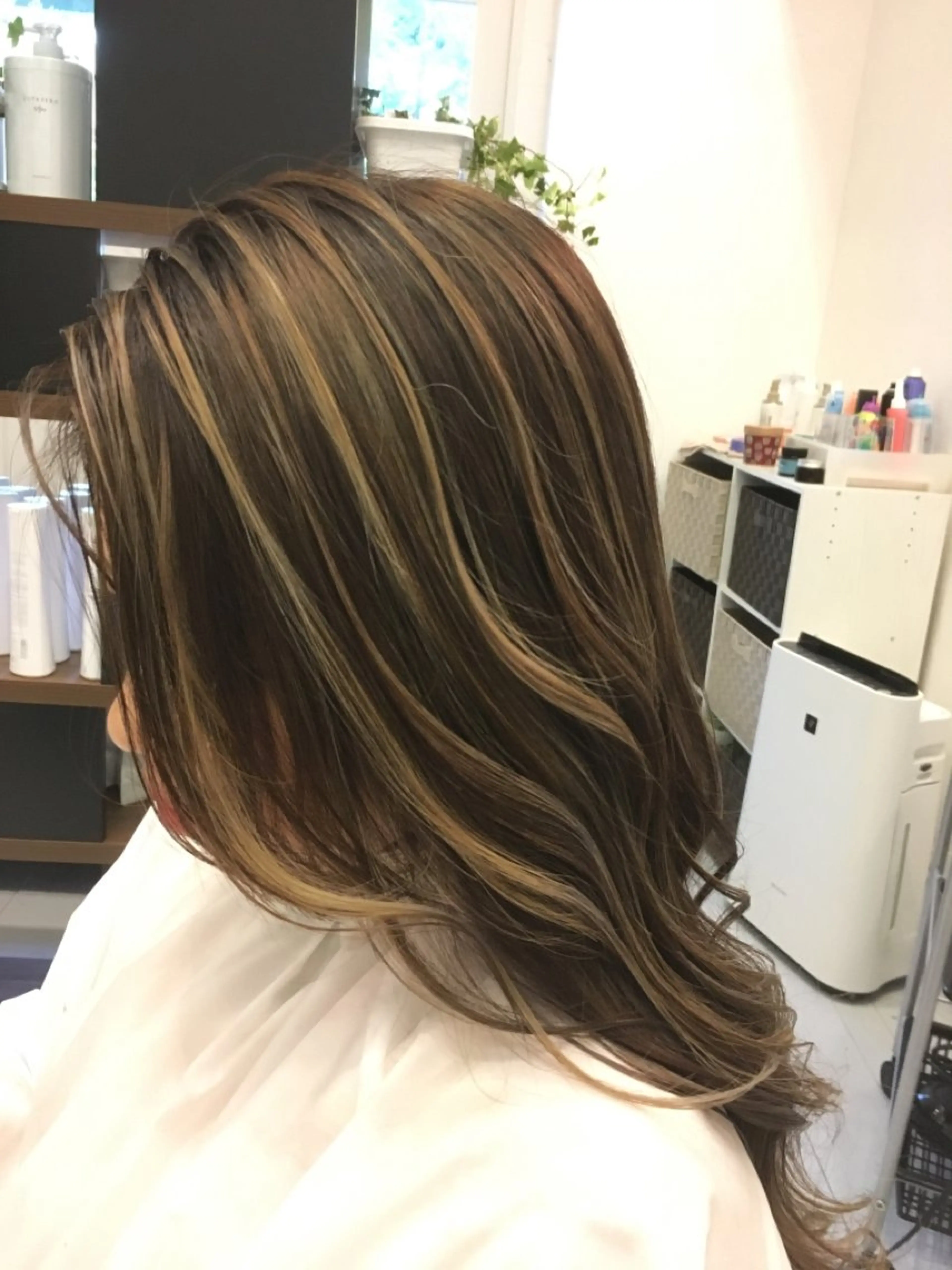 ロング カラー ヘアカラー トリートメント RINA .のヘアスタイル