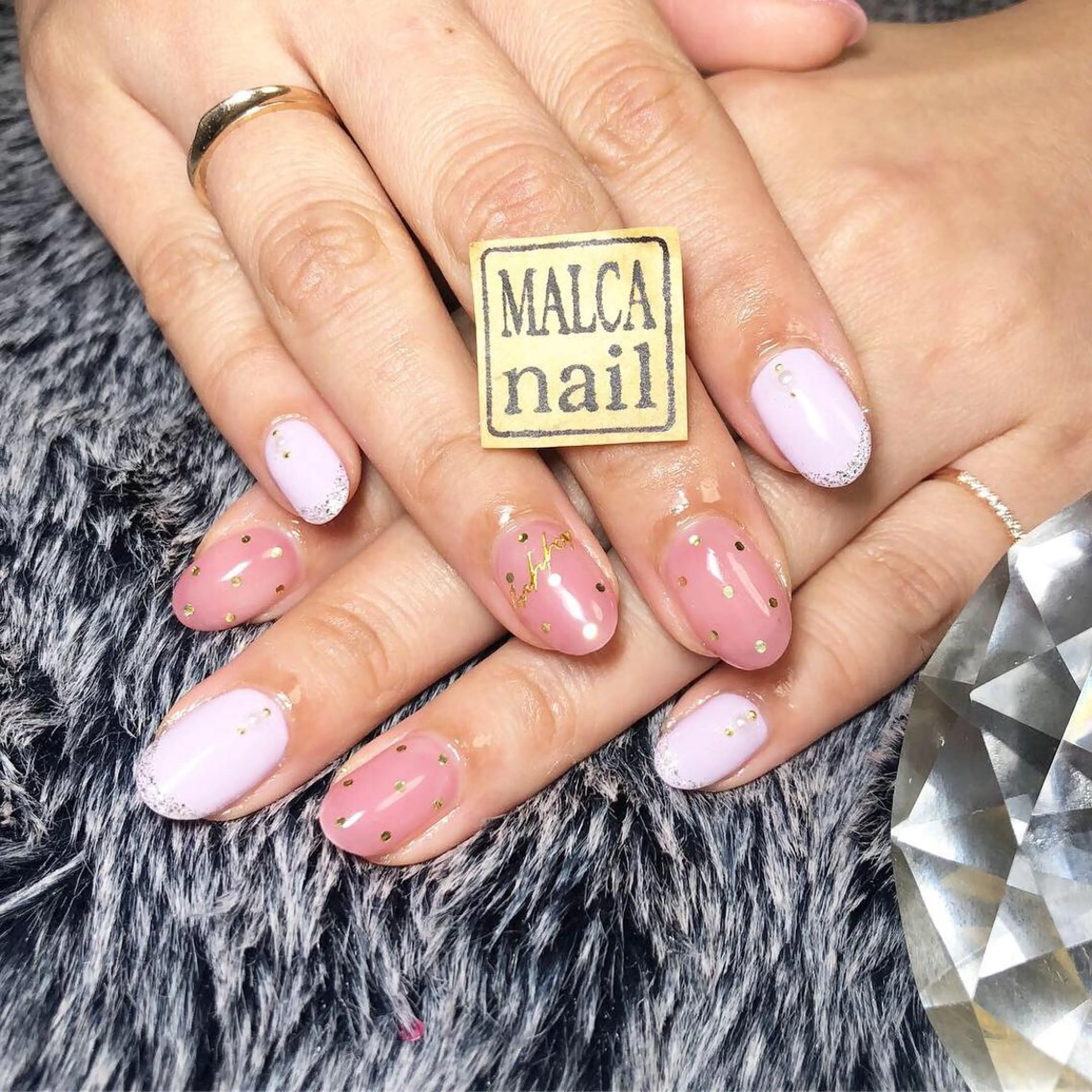 ミディアム カラー ヘアアレンジ キッズ ネイル マツエク・マツパ ハンドネイル MALCAnail(マルカネイル)所属・荒木 莉奈のネイルデザイン