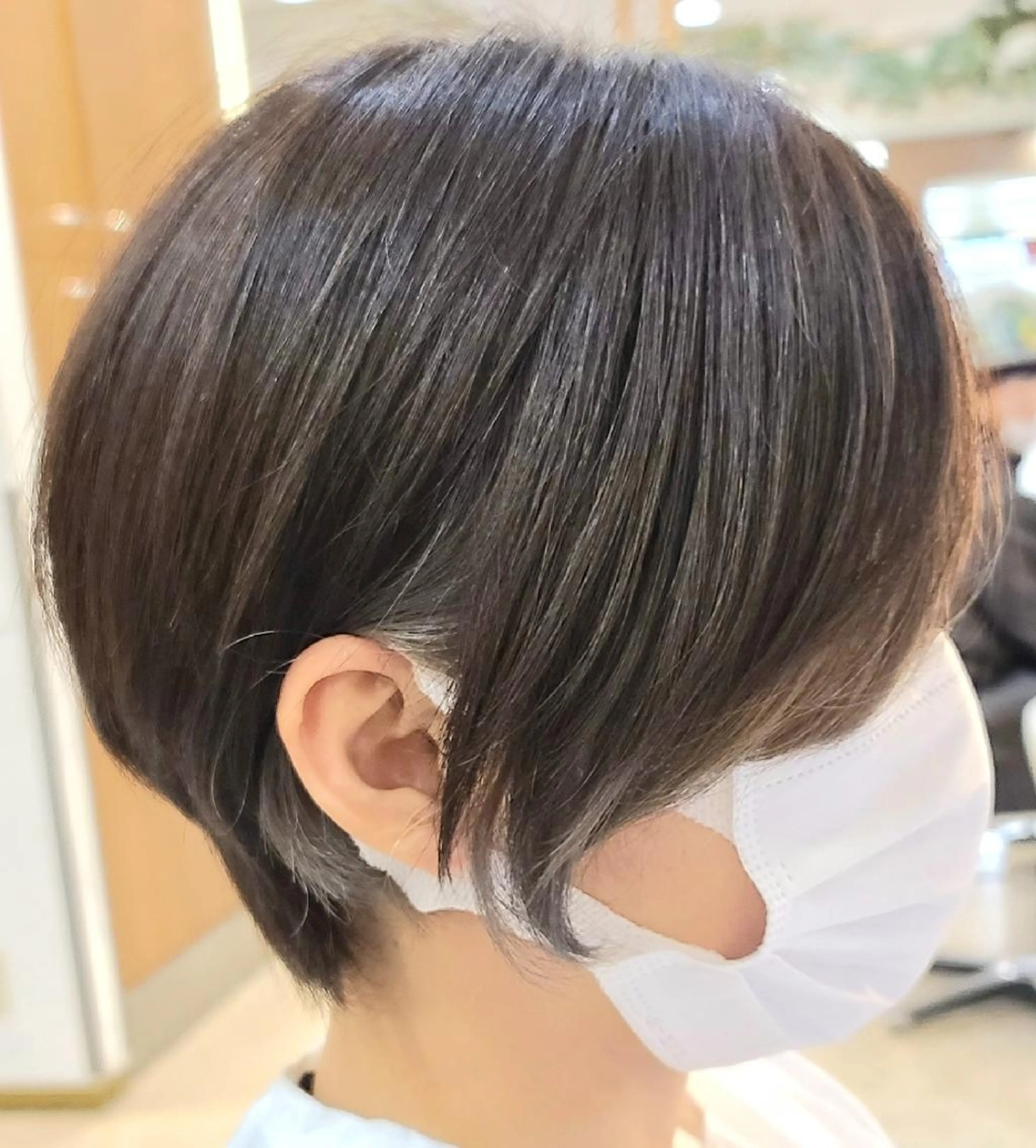 ショート カラー 井澗 修二のヘアスタイル