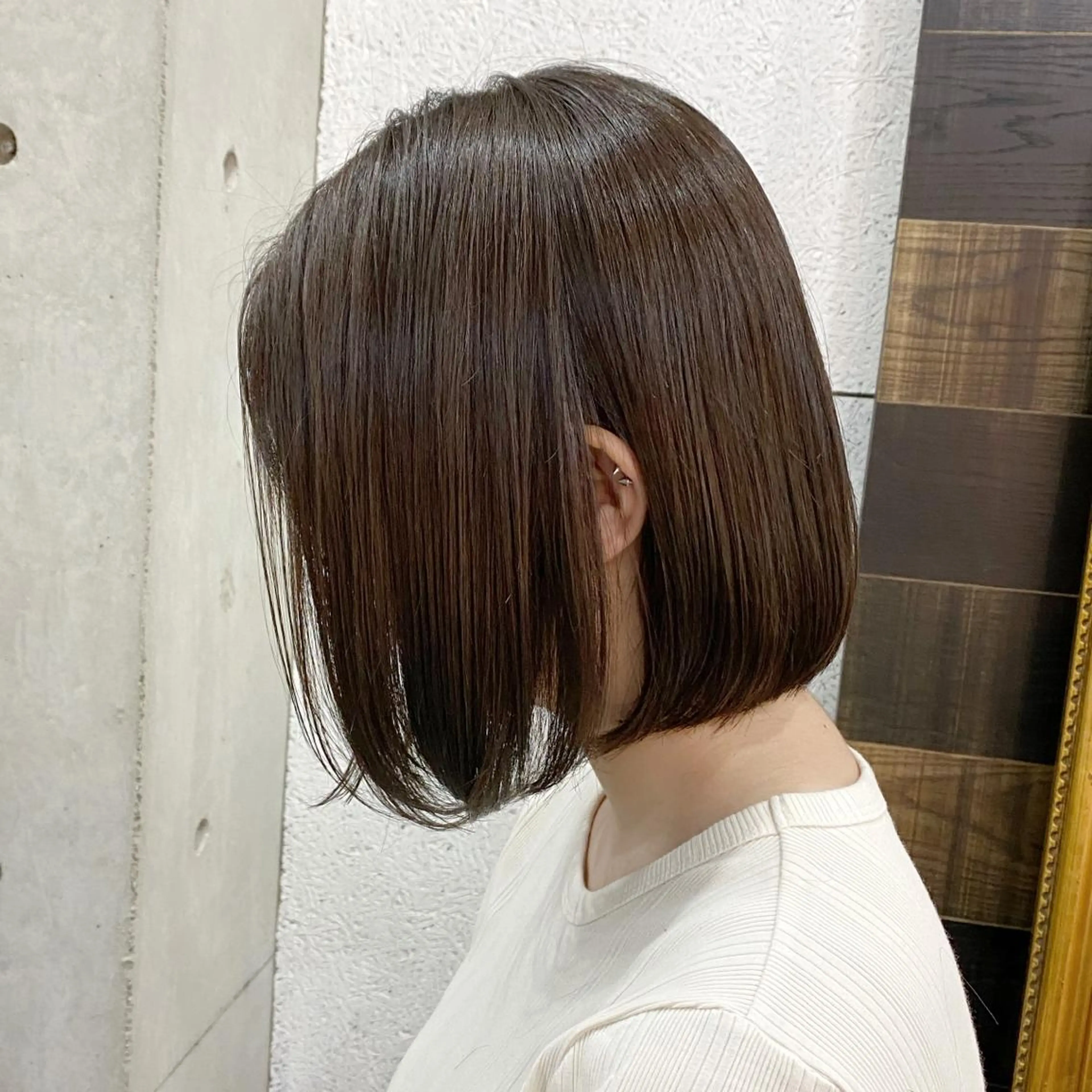 ショート カラー ネイル マツエク・マツパ ボブ 中山 天地のヘアスタイル