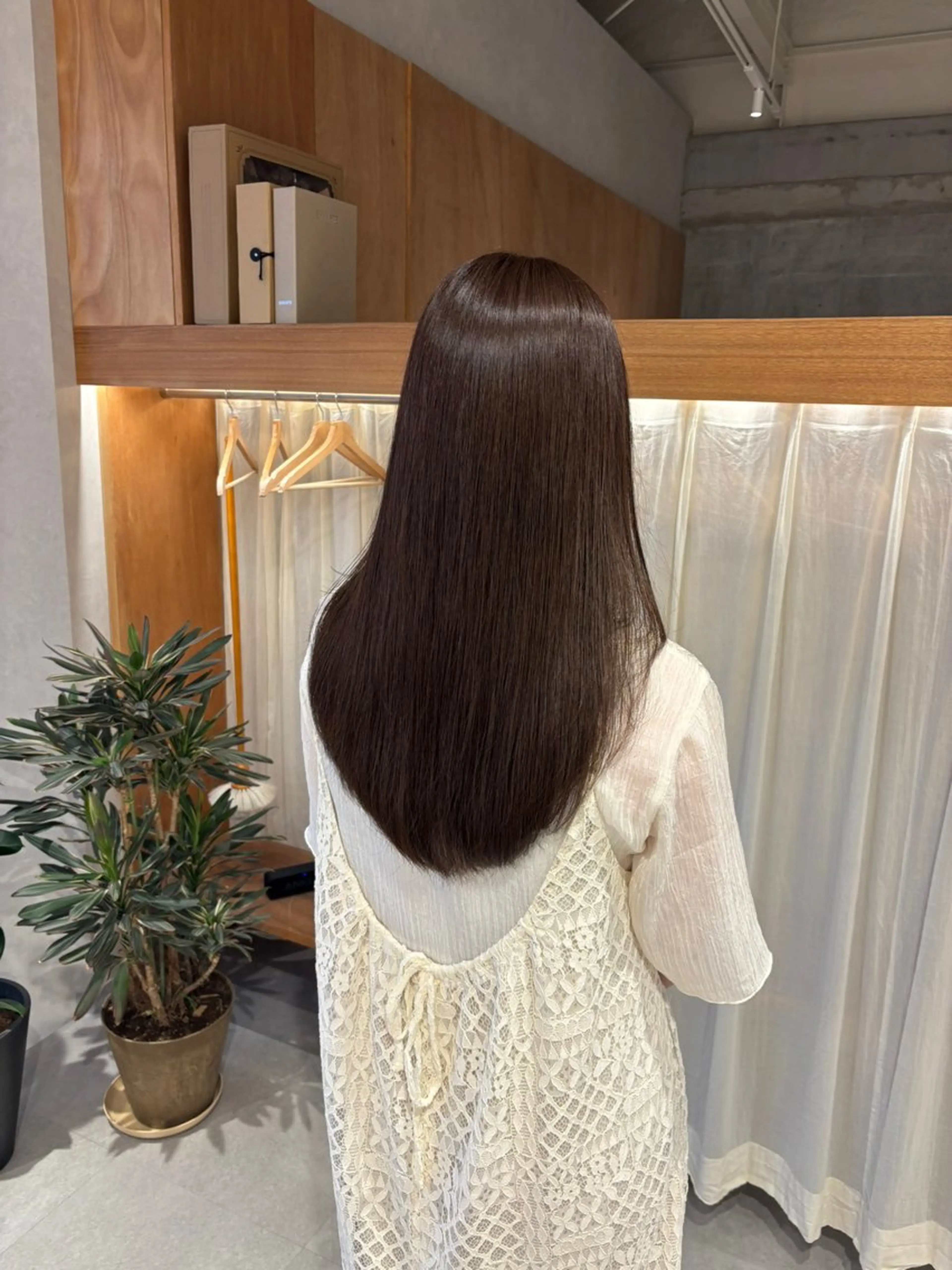ロング カラー カット ヘアカラー トリートメント 土屋 愛海のヘアスタイル
