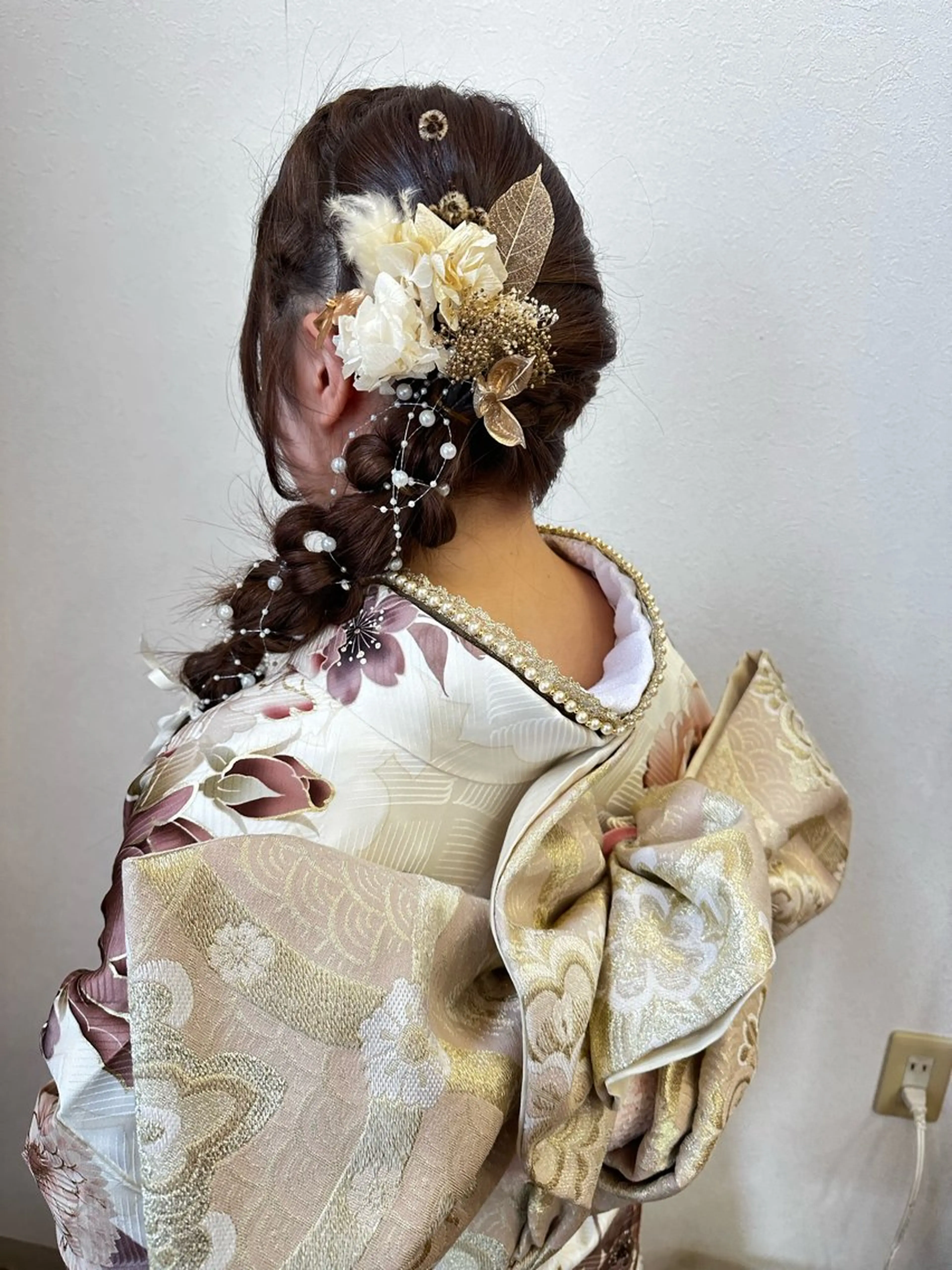 ロング 新宅 綾乃のヘアスタイル