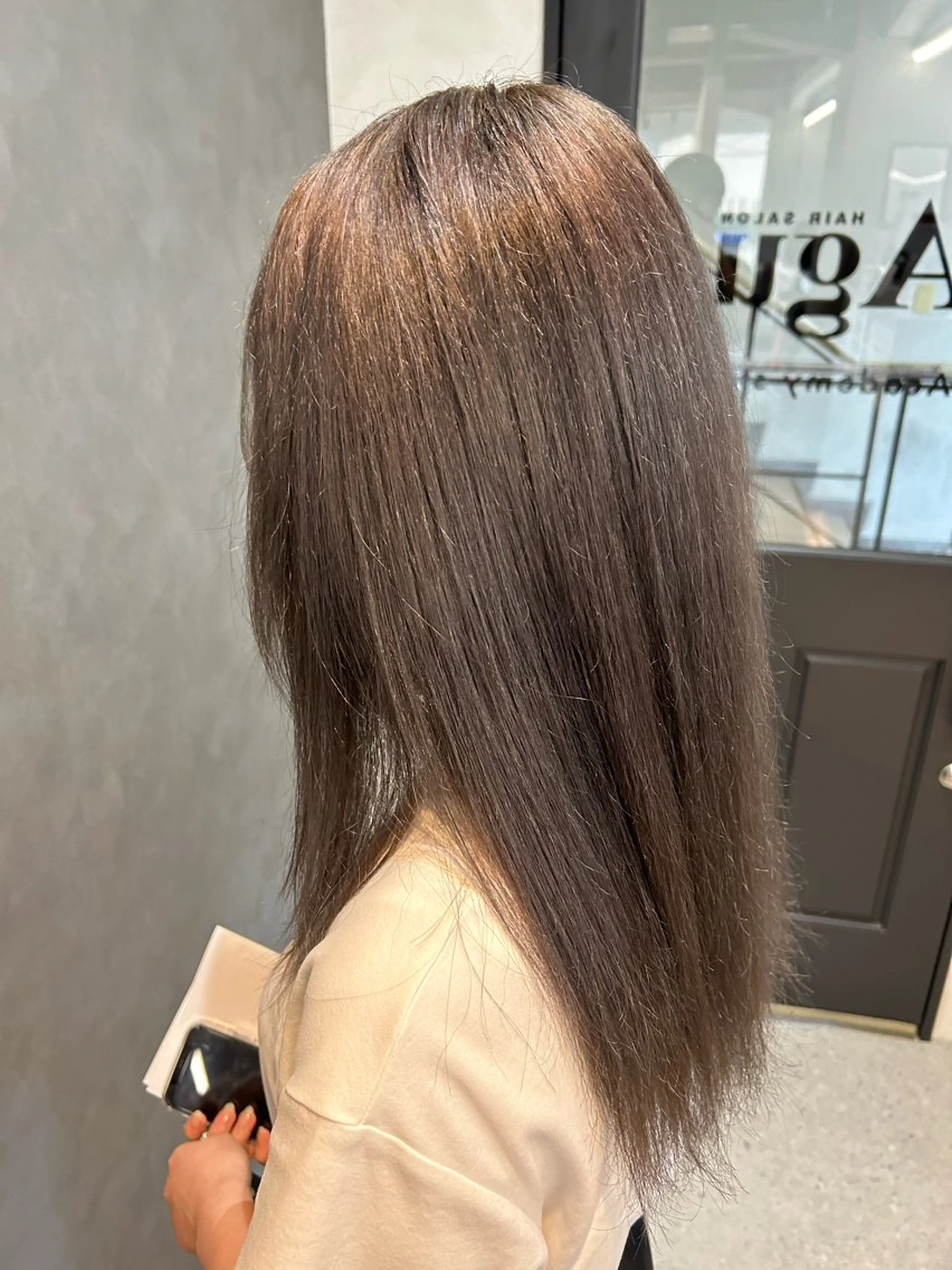 ロング カラー ブリーチ グレージュ 寺島 樹也のヘアスタイル