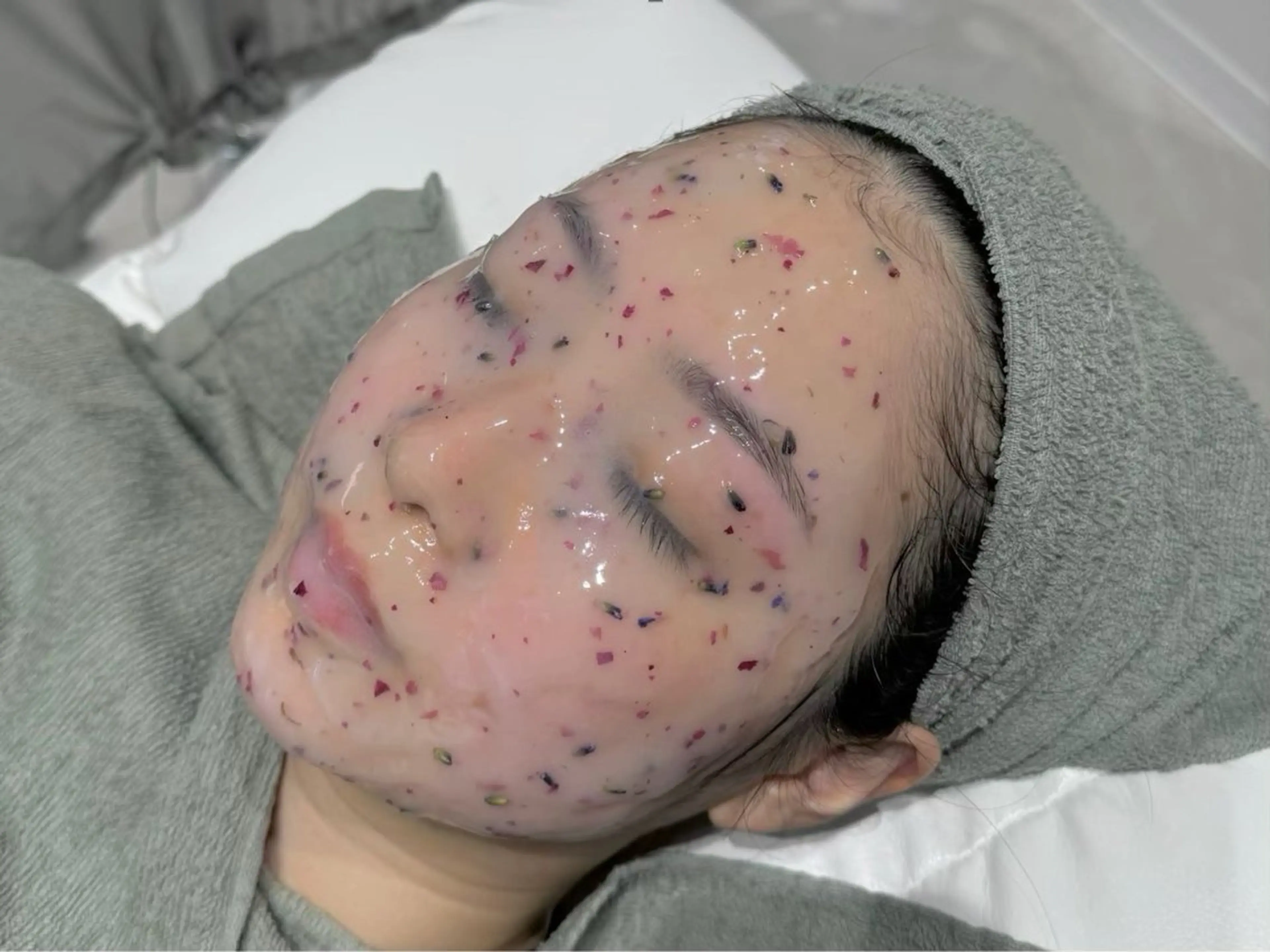 フルフェイスWAX顔脱毛×鼻のみ毛穴洗浄×贅沢パック✨の写真