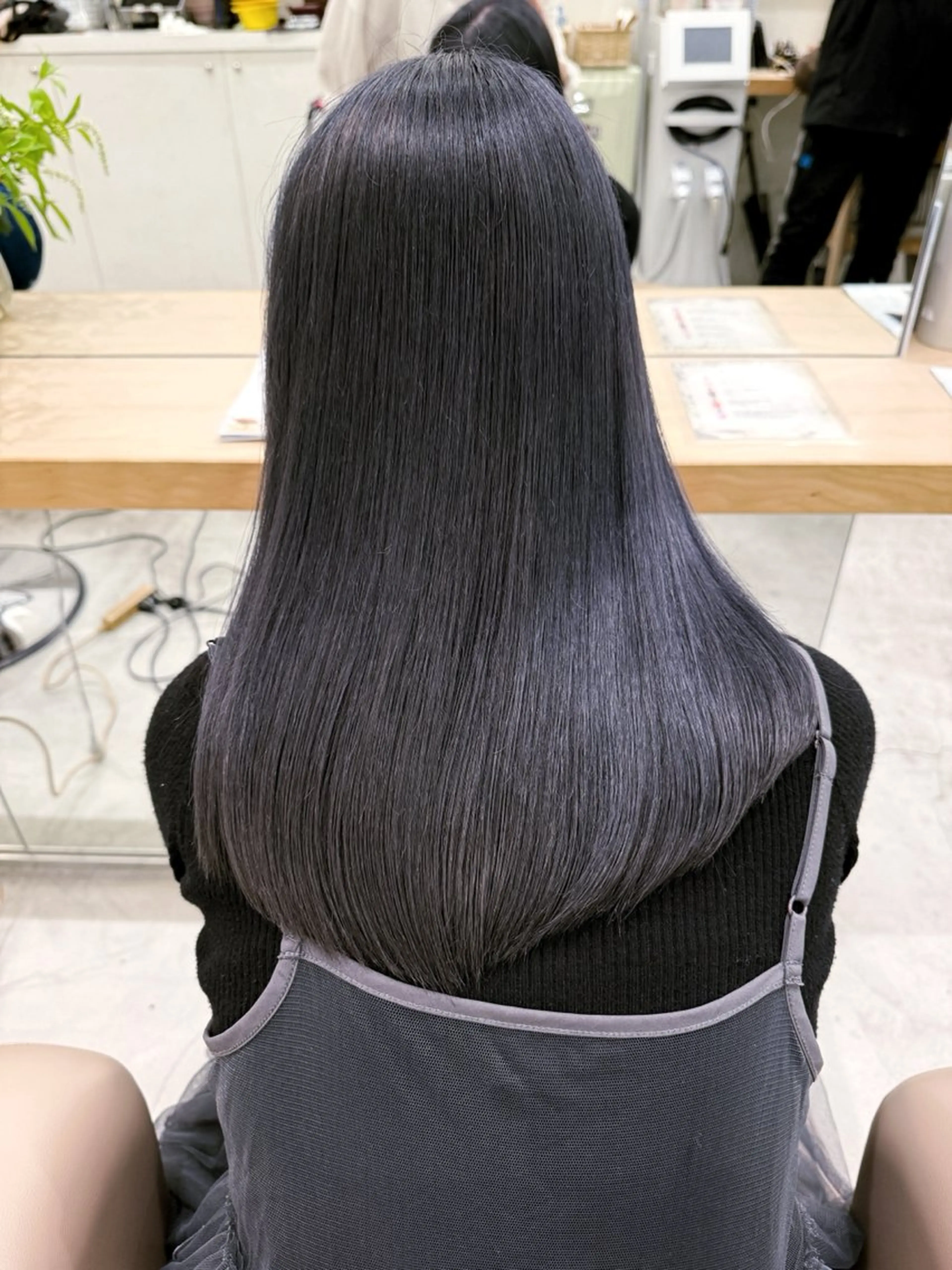 ロング カラー ヘアカラー 縮毛矯正 トリートメント U too e’s 鎌倉🌿堀岡千紘のヘアスタイル