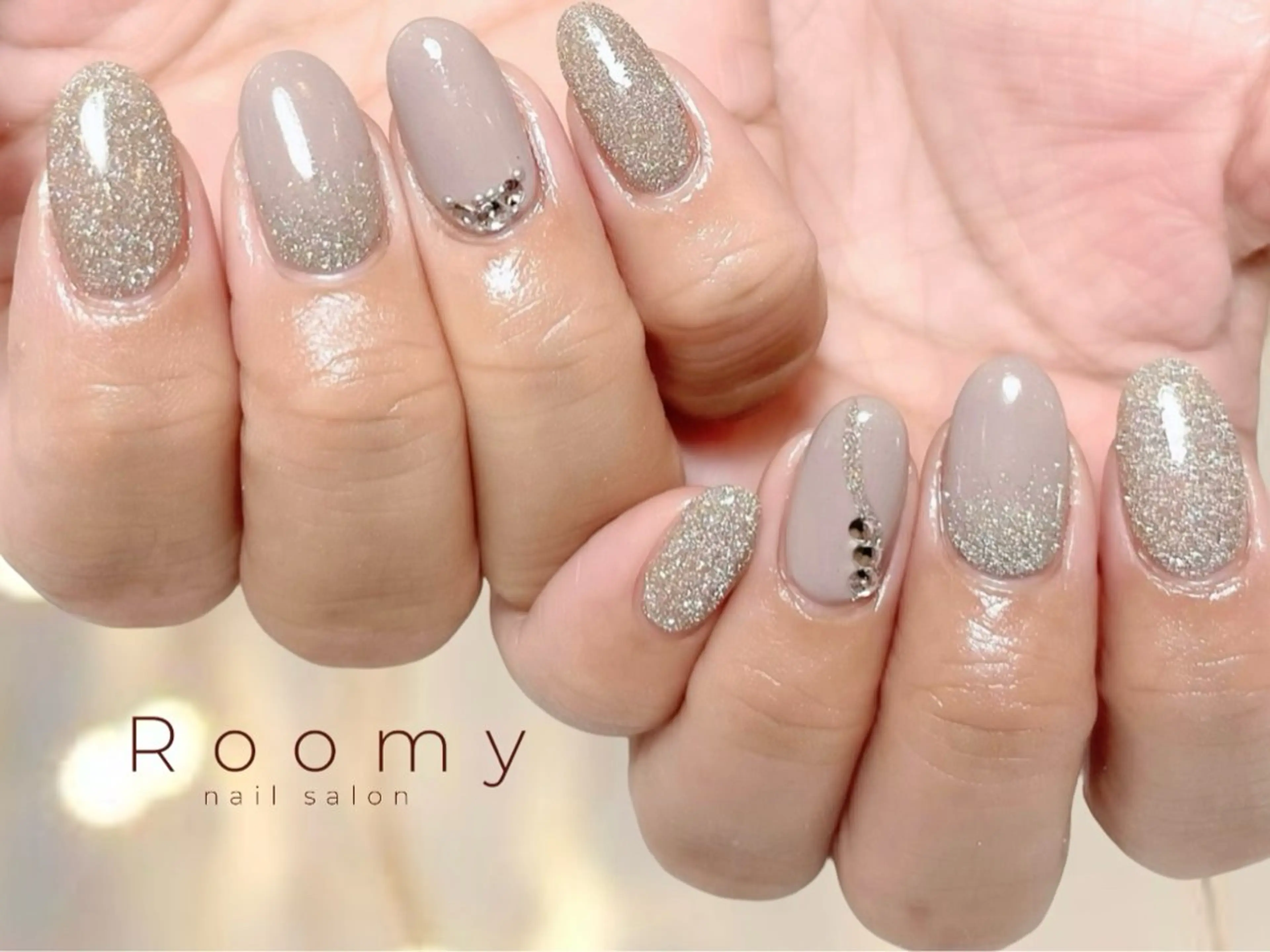 ネイル フットネイル ジェルネイル マグネットネイル パラジェル ハンドネイル nail salon Roomy 竹ノ塚所属・nail salon Roomy 竹ノ塚のネイルデザイン