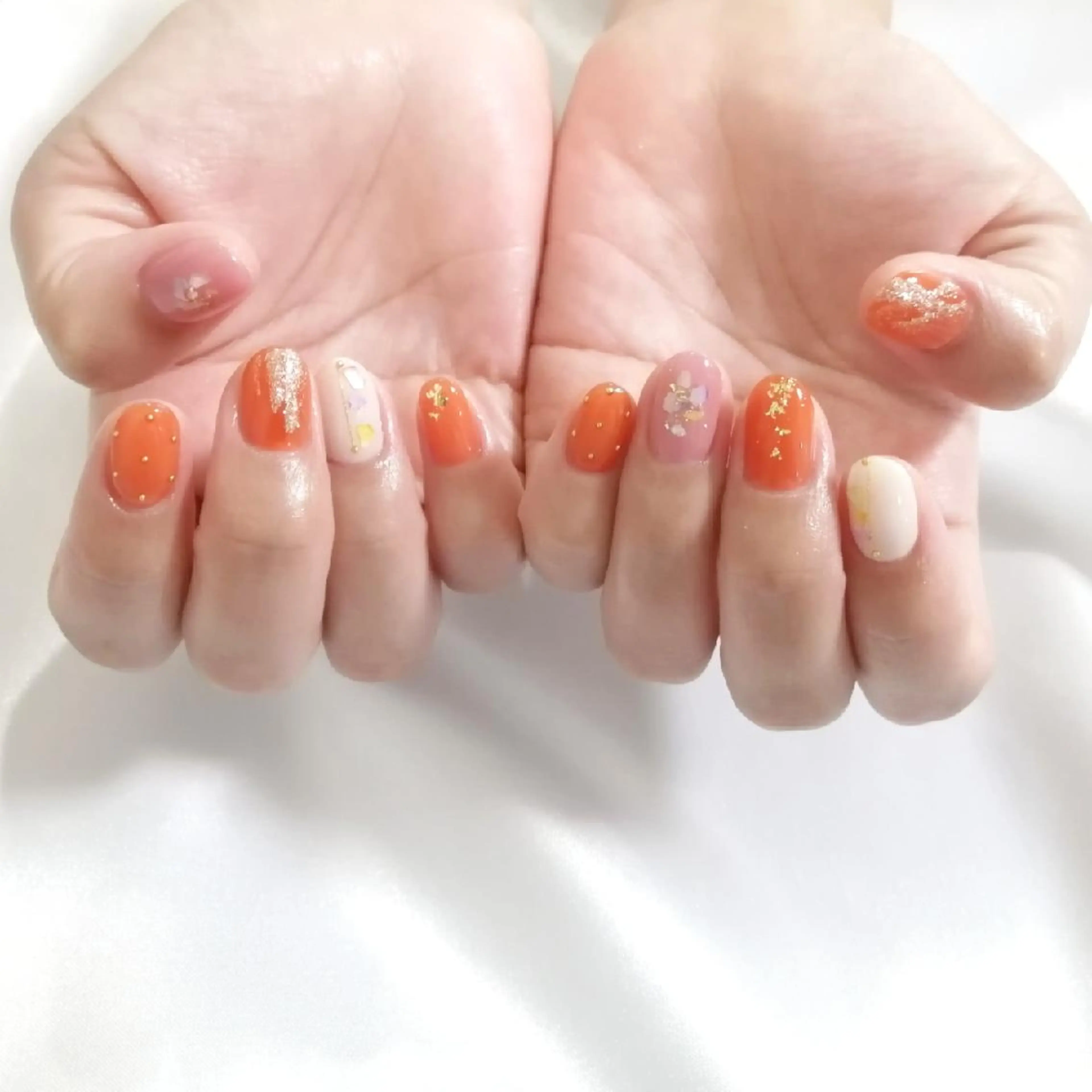 ネイル ハンドネイル フットネイル Nailsalon Daliのネイルデザイン