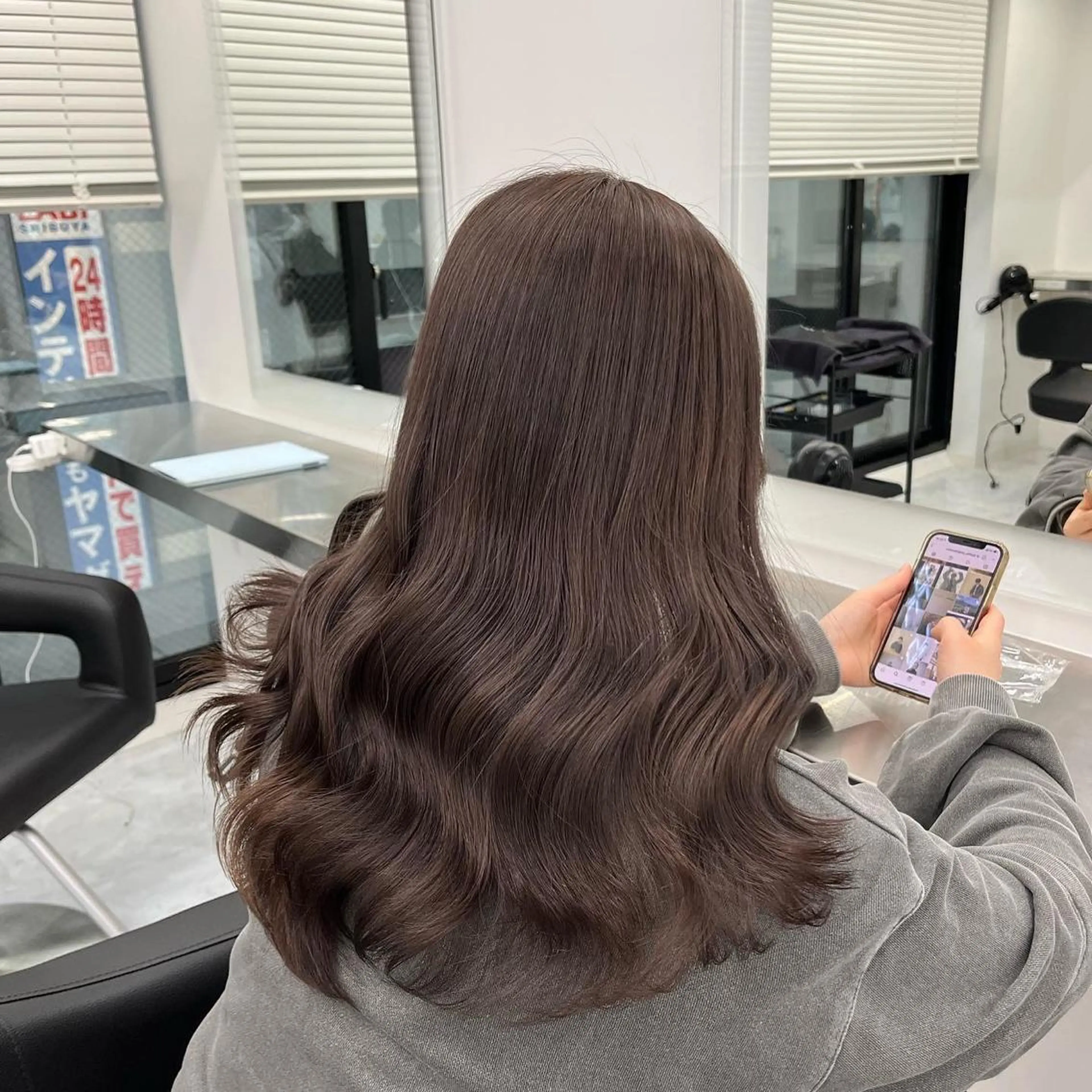 セミロング カラー カット パーマ ヘアセット 💖透け感ベージュ KOTA💖のヘアスタイル