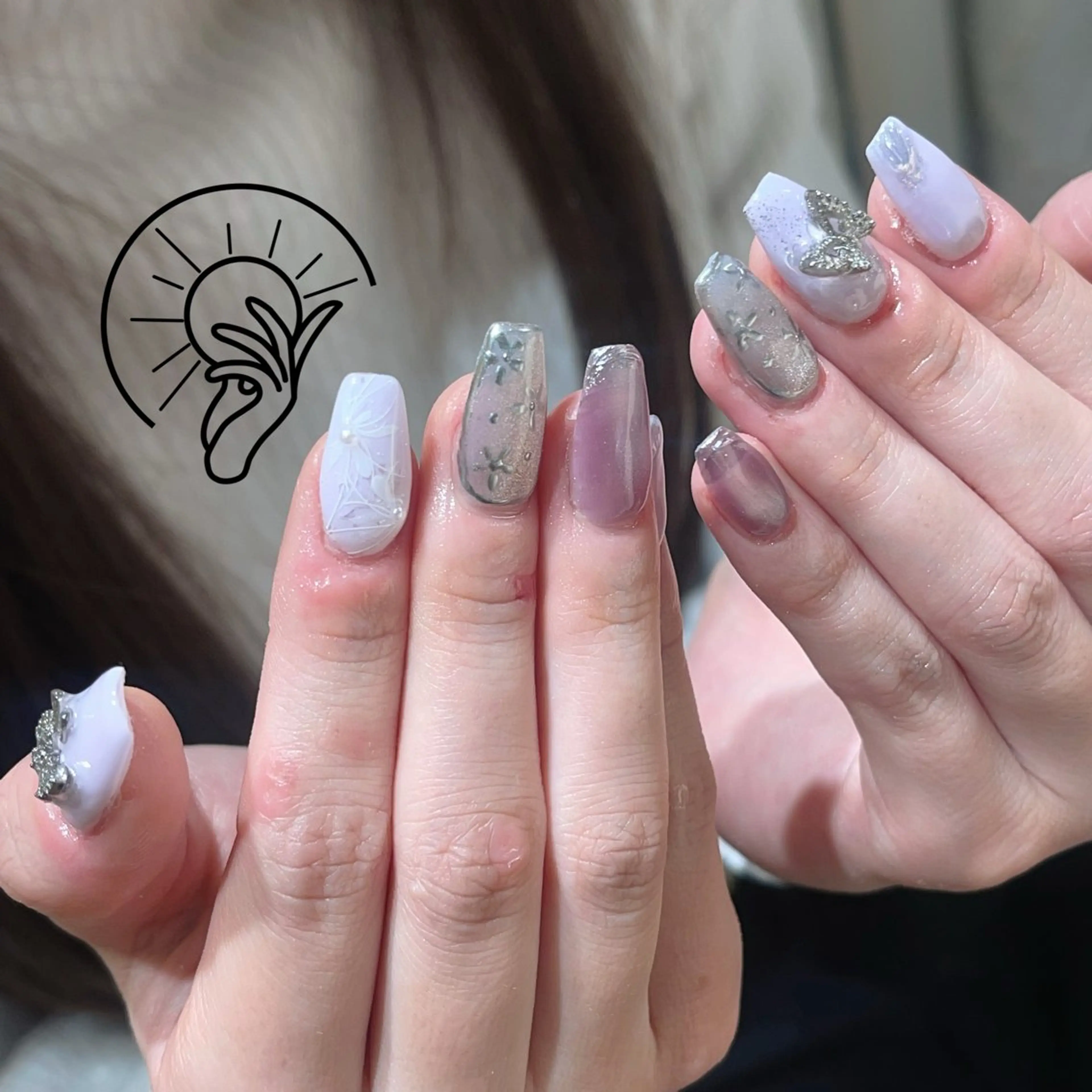 ネイル 長さ出し フレンチネイル ジェルネイル 韓国ネイル マグネットネイル ハンドネイル ハンドケア Sun Nail 池袋のエステ・リラクイメージ