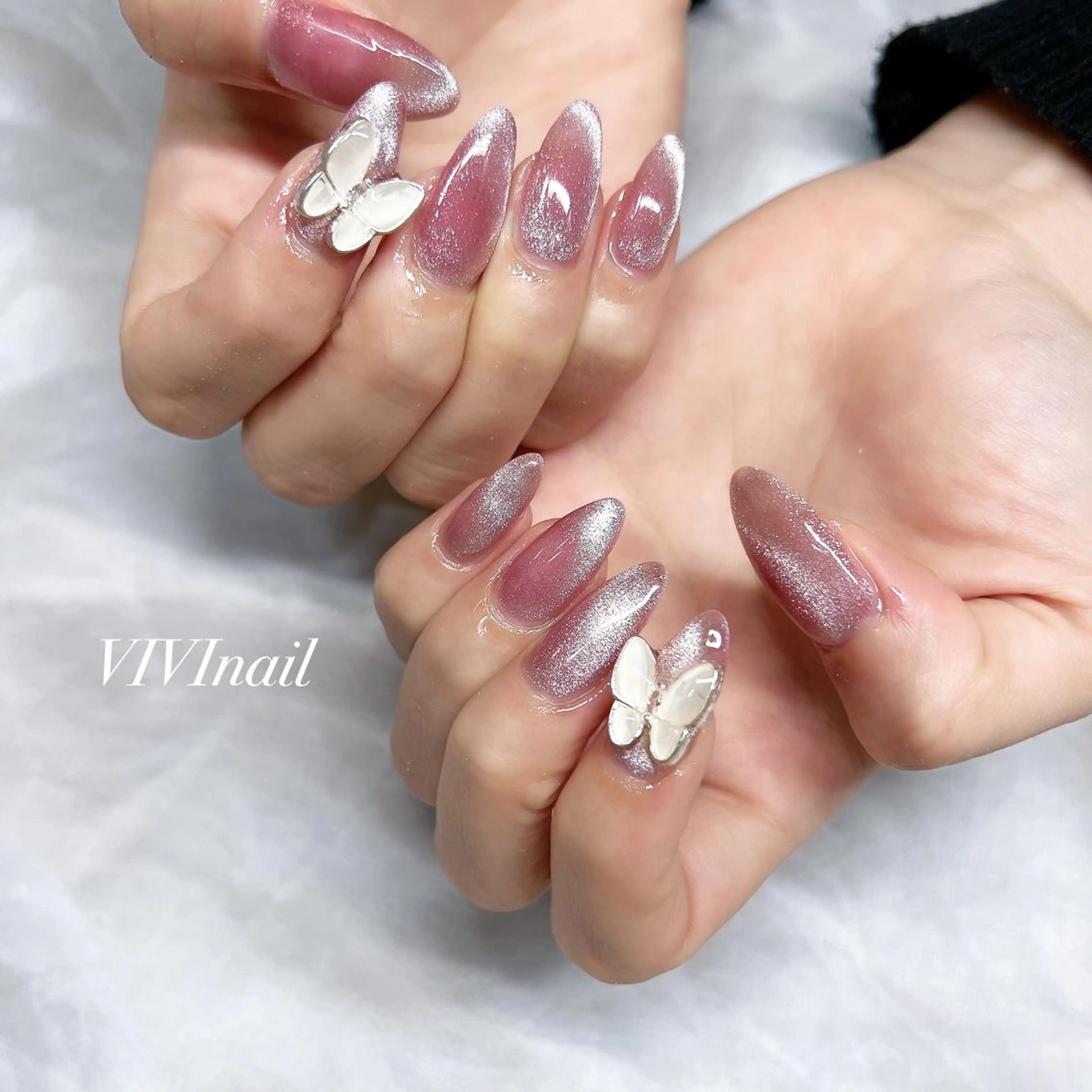 ネイル マグネットネイル シンプルネイル ハンドネイル vivi nailのネイルデザイン