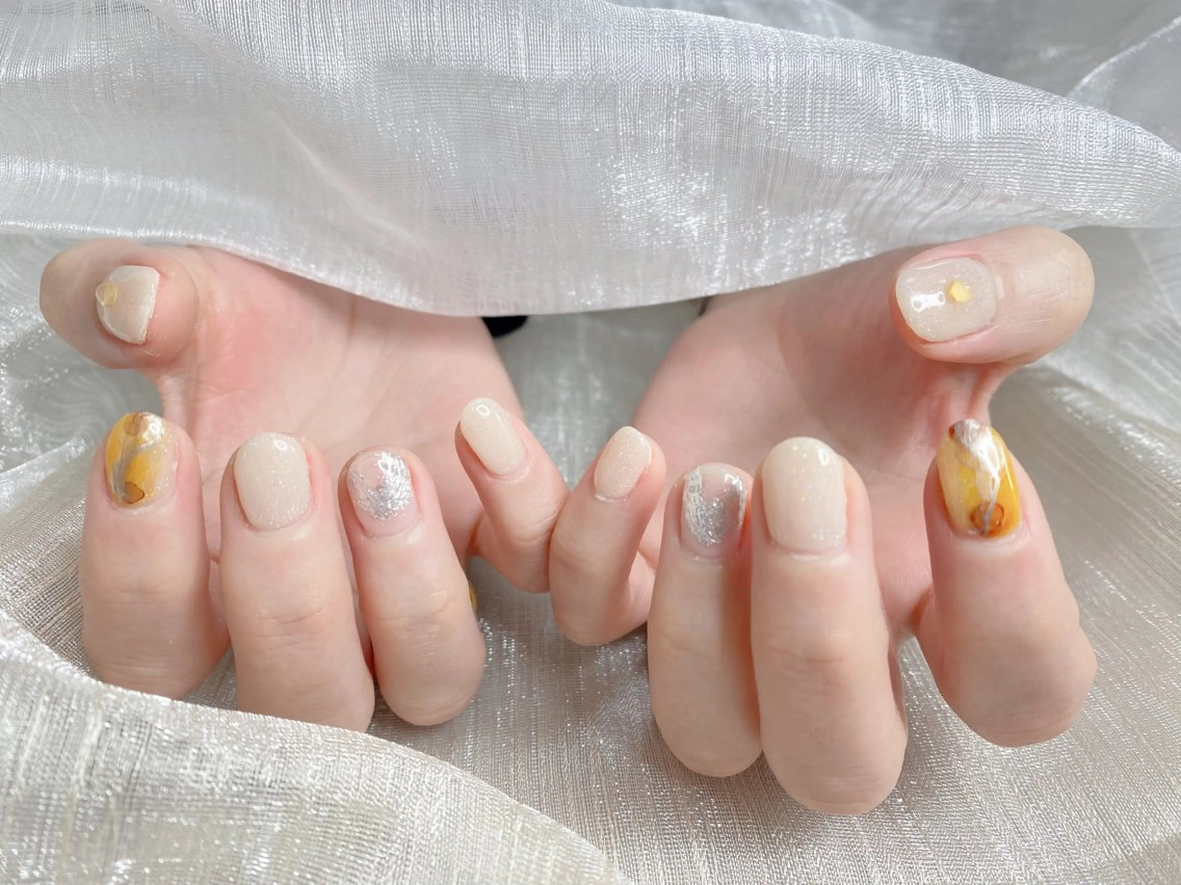 ミディアム ハンドネイル 501 nail所属・501 nailのネイルデザイン
