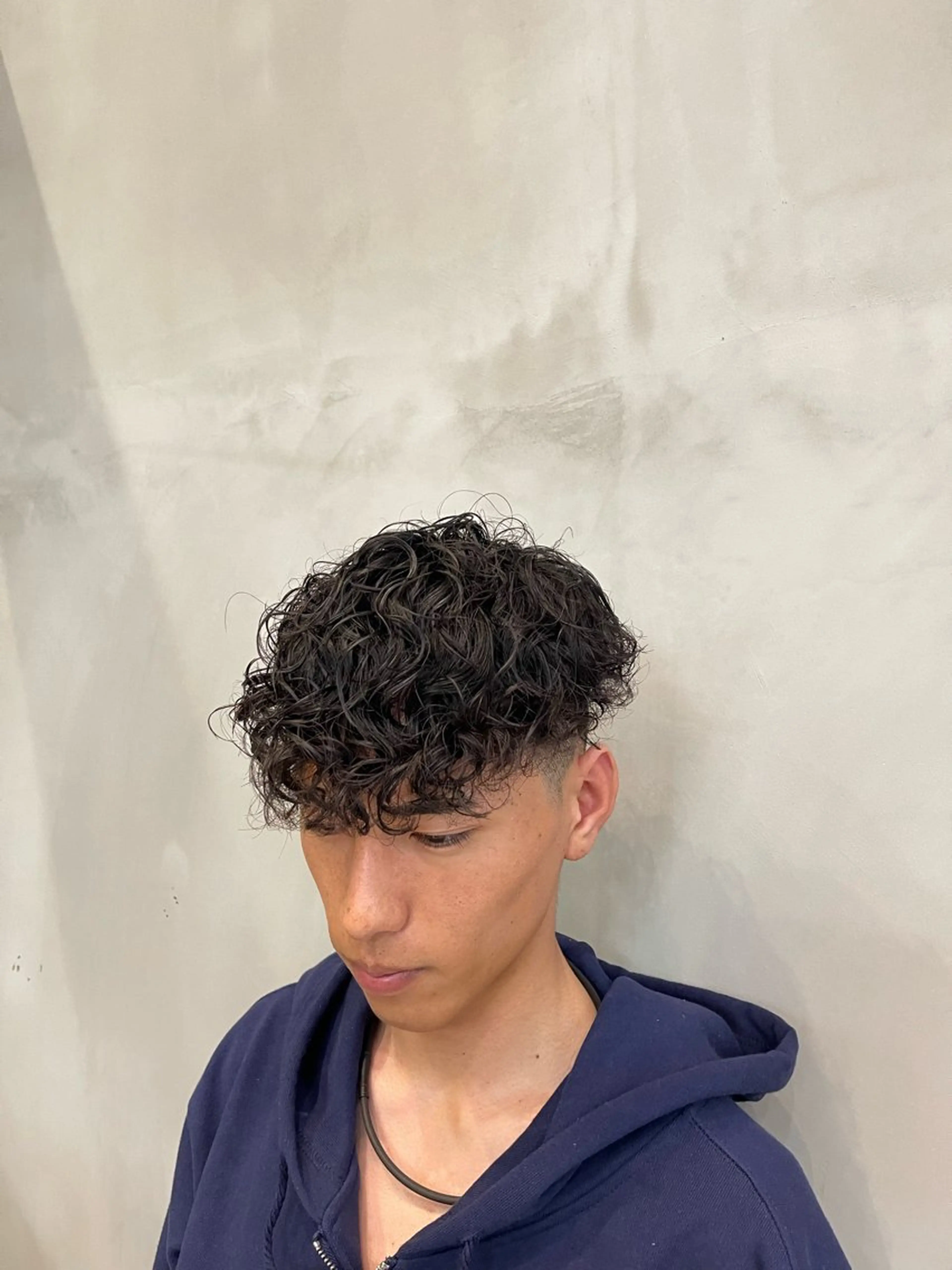 メンズ スペインカール 唐川 晟亜のヘアスタイル