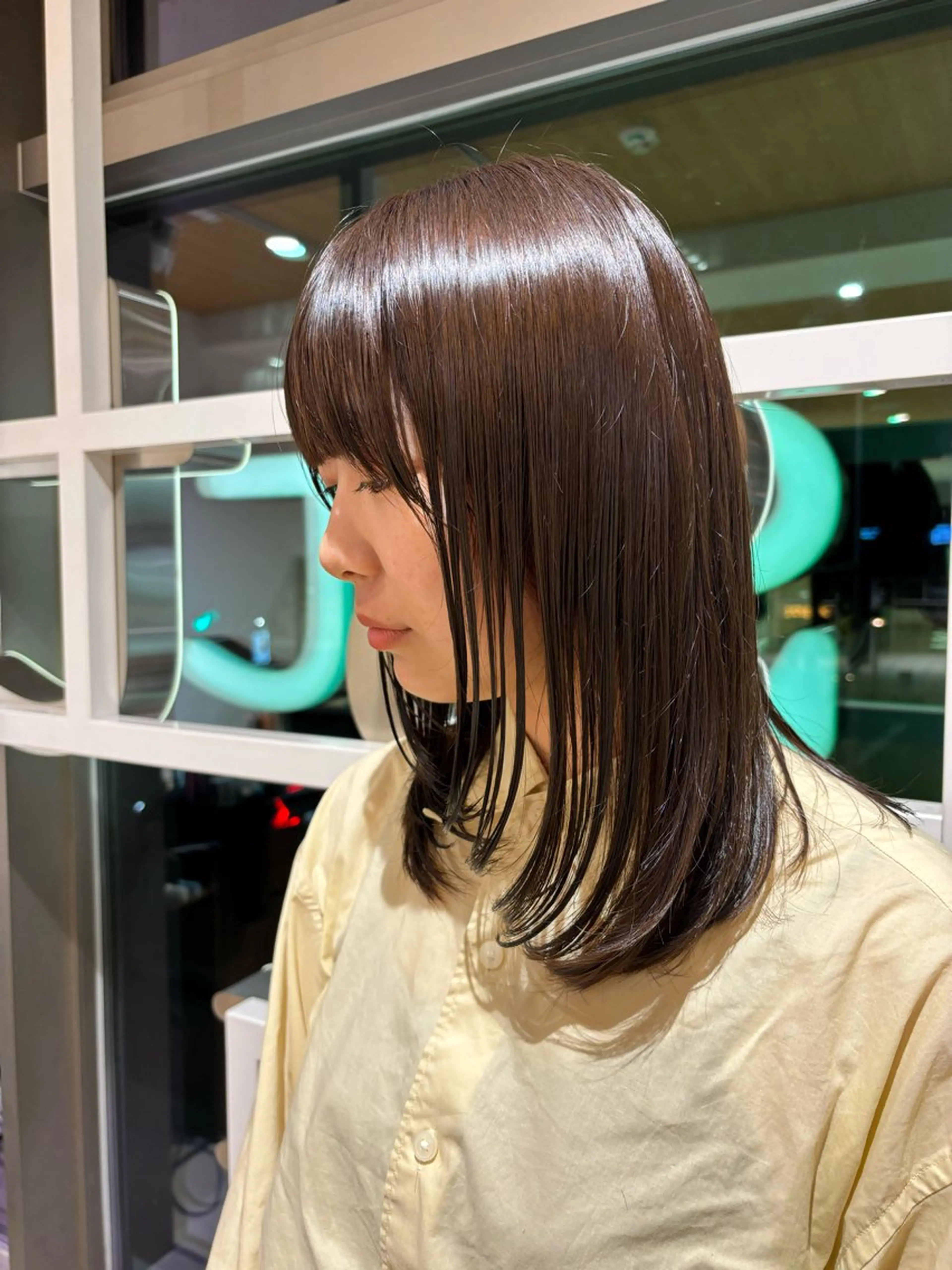 セミロング カラー レイヤーカット カット ヘアカラー 優衣/パーマ/レイヤ ー/似合わせカラーのヘアスタイル