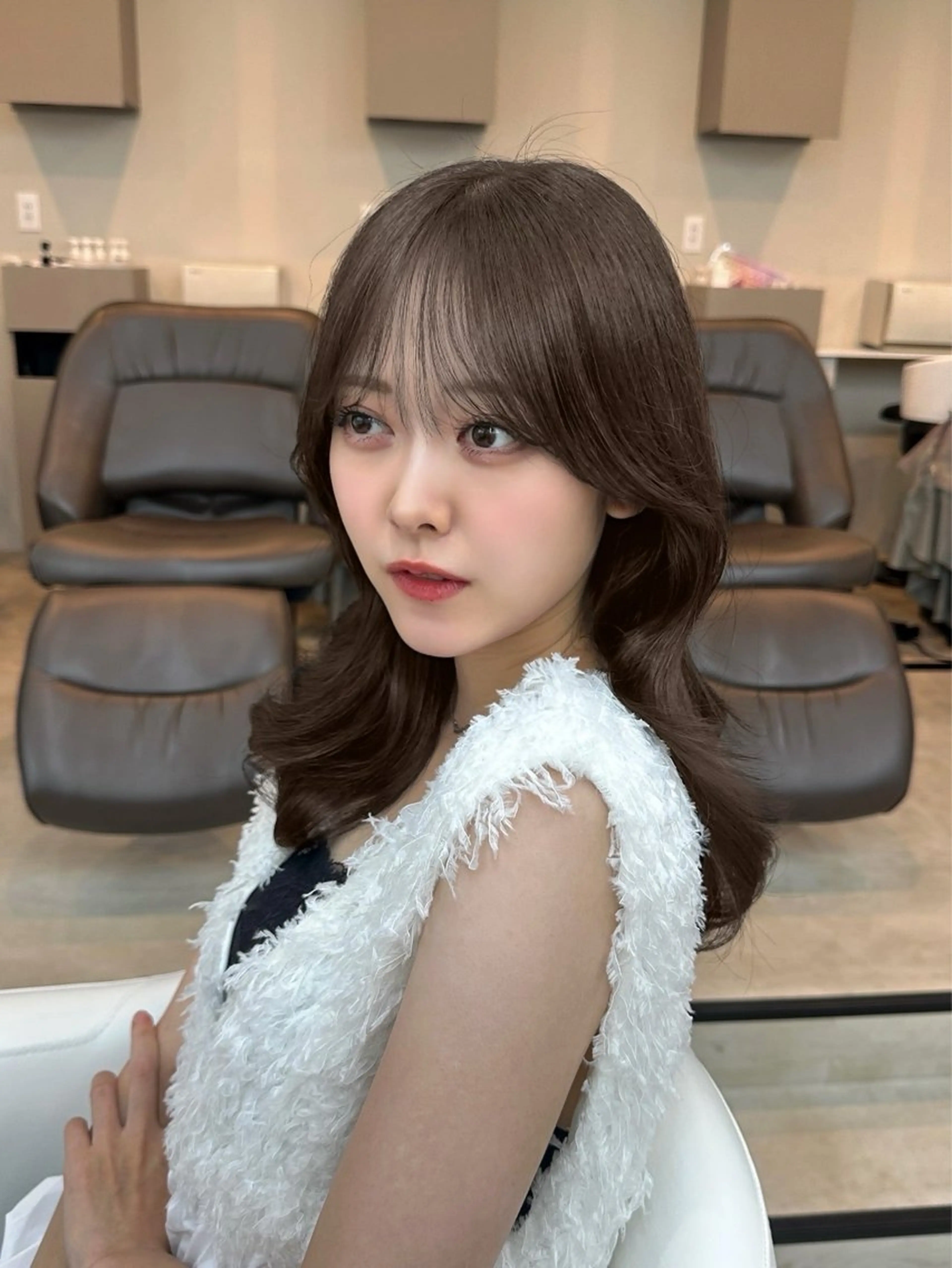 ミディアム Aura所属・丸山 心 / 艶カラーのヘアスタイル