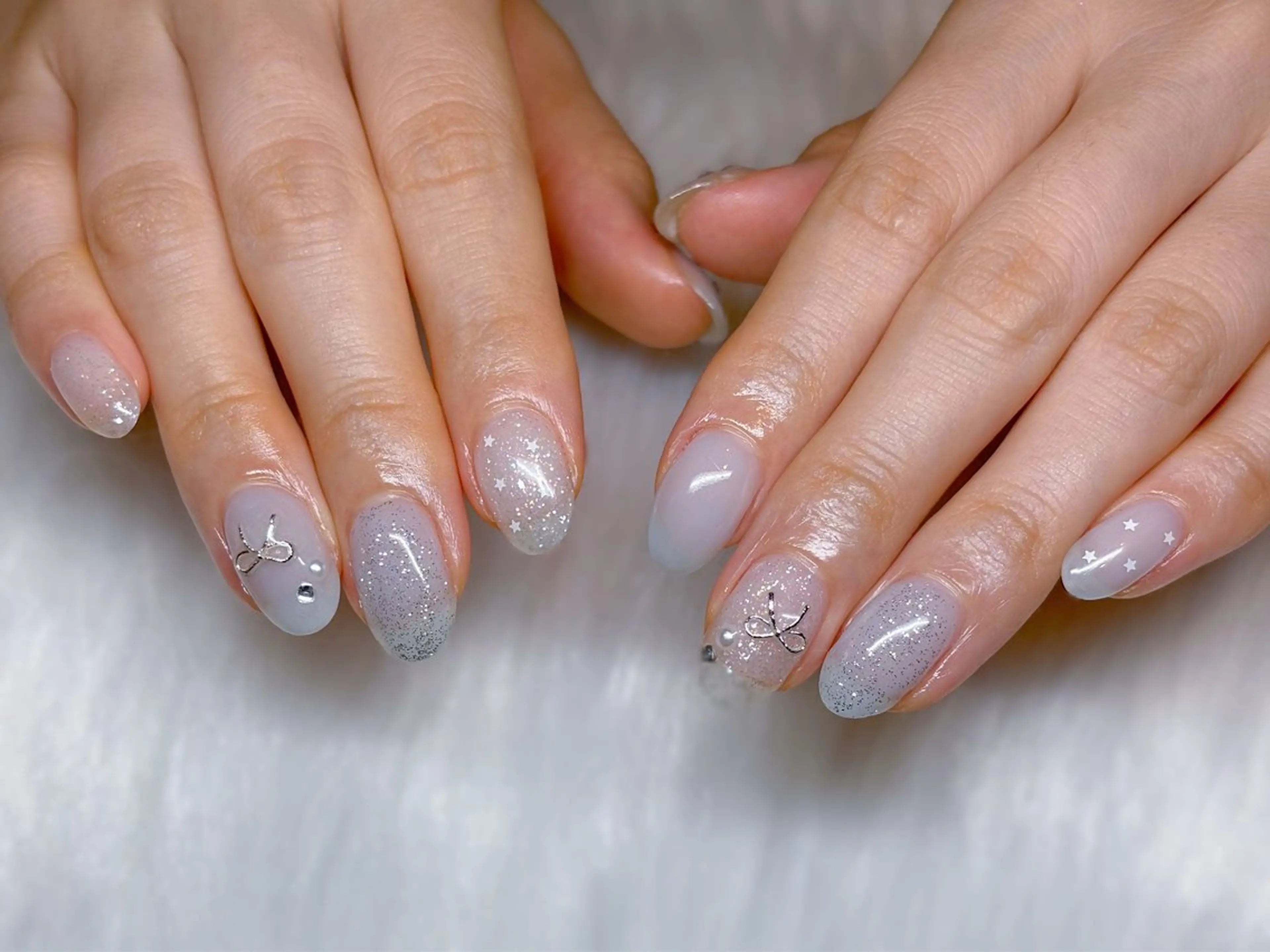 ネイル キラキラネイル 韓国ネイル ワンホンネイル ハンドネイル peach nail ayakaのネイルデザイン