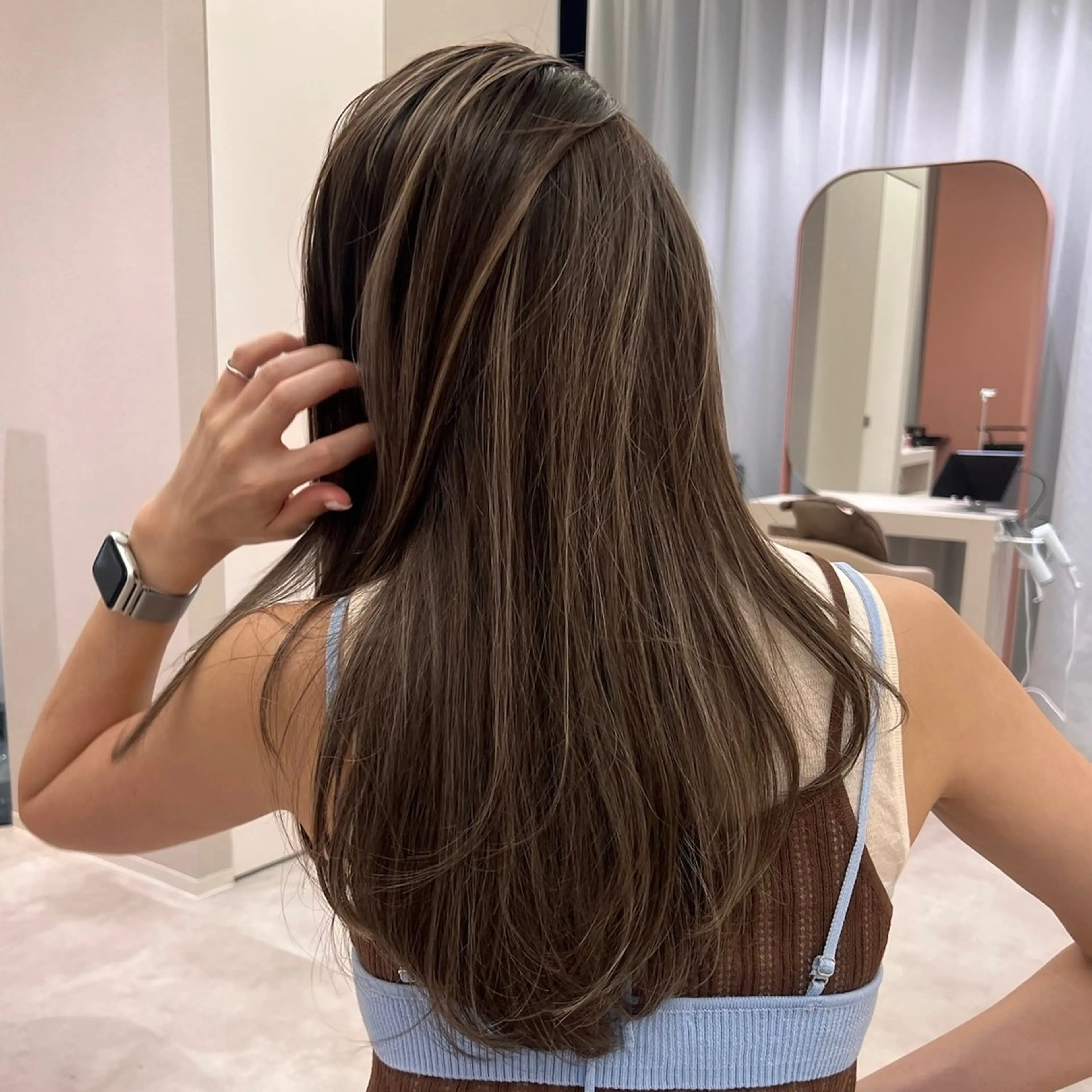 カラー ハイライトカラー ヘアカラー ハイトーン／暖色 👩🏼HONOKAのヘアスタイル