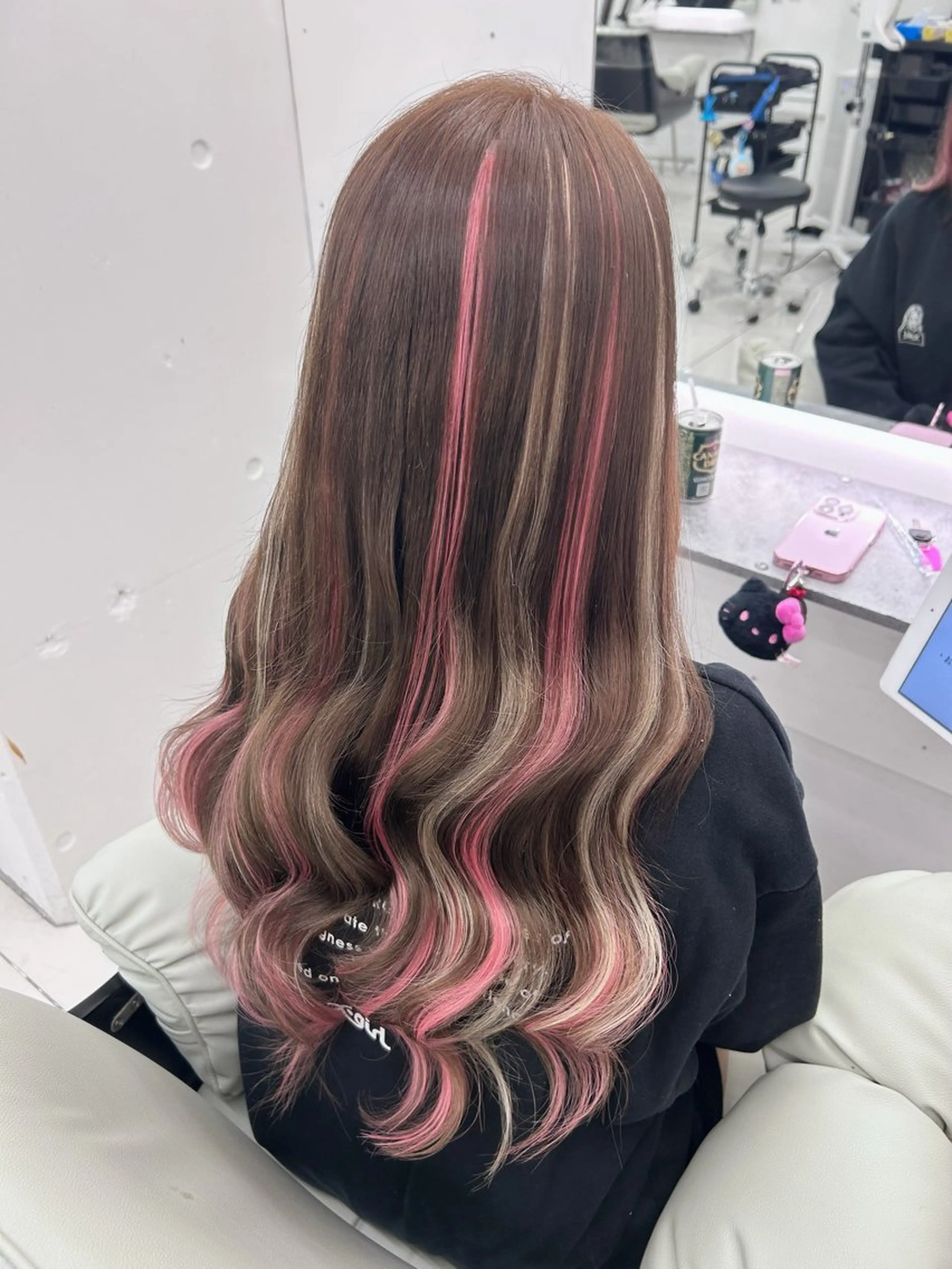 ロング エクステ 三尾 樺緒のヘアスタイル