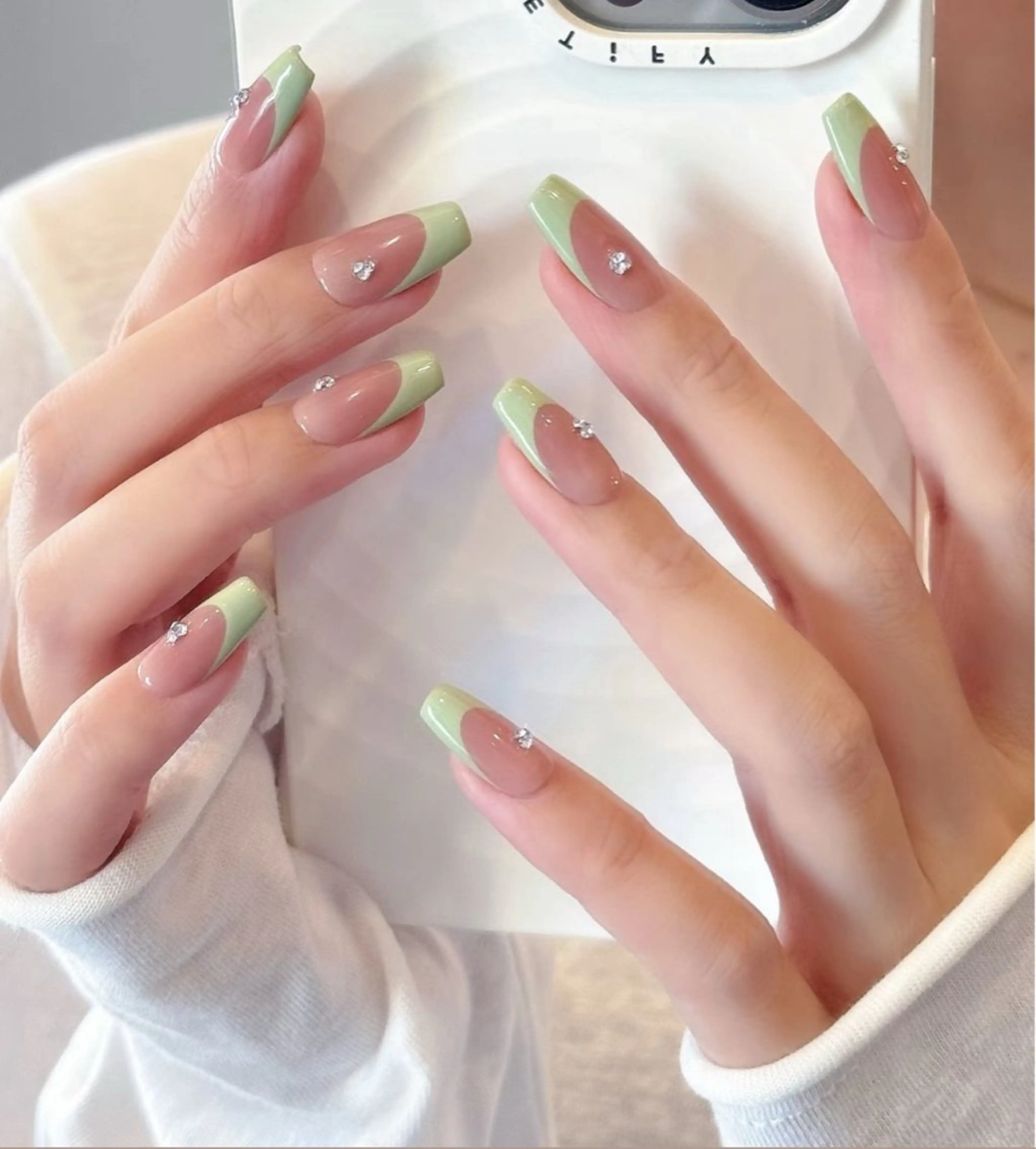 ネイル アートネイル オーロラネイル チークネイル フレンチネイル ガラスフレンチ 🎀🎀YooLi Nail Salonのネイルデザイン