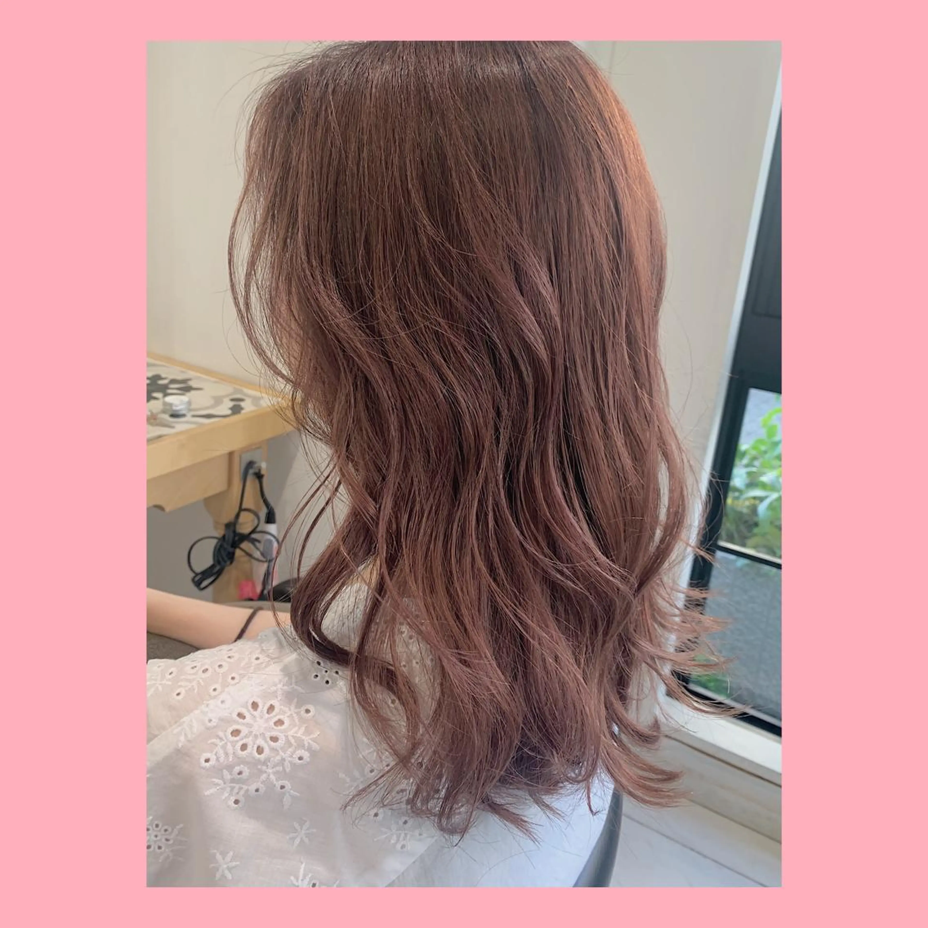 セミロング ミヤギ リュウキのヘアスタイル
