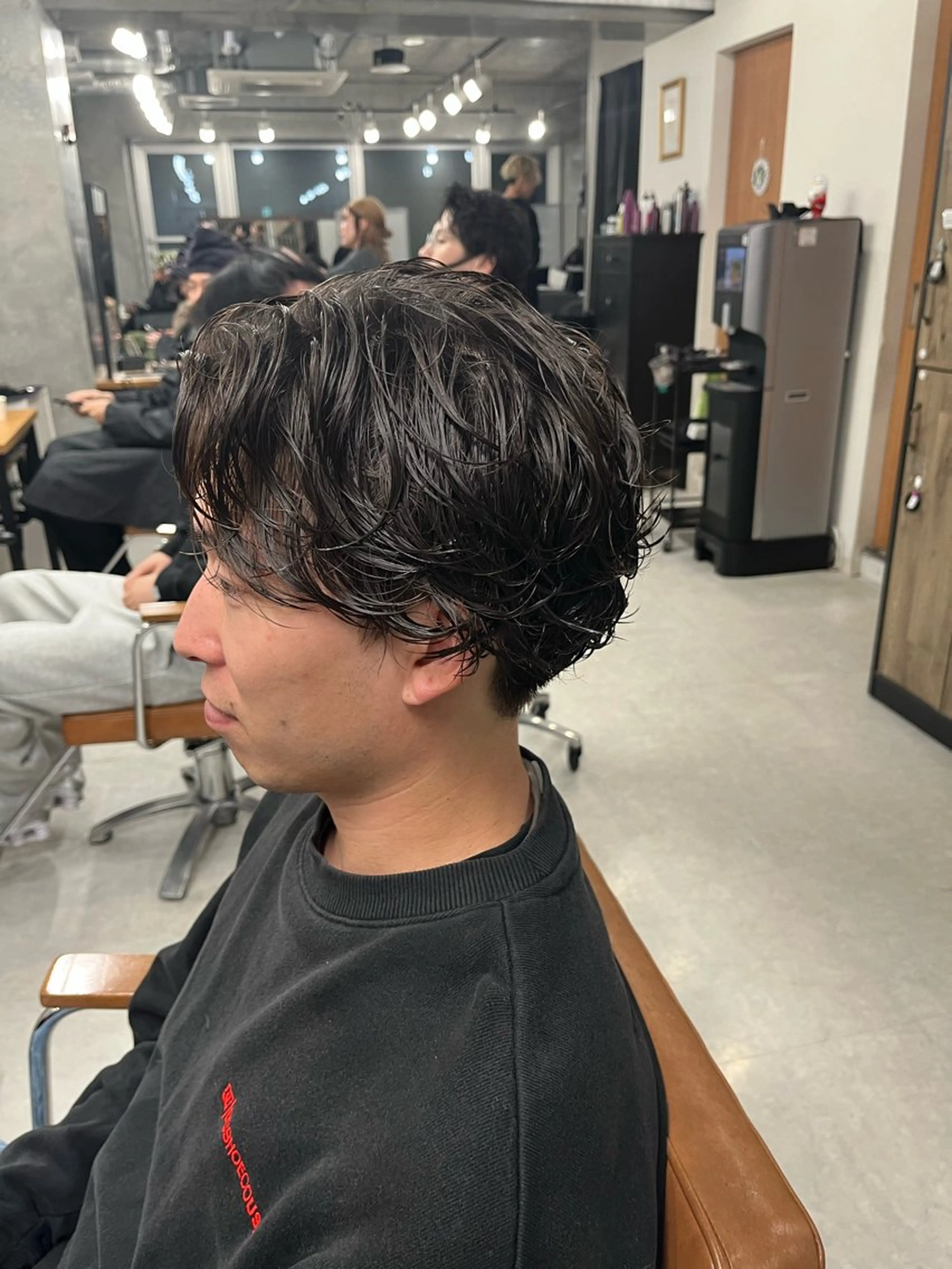 ショート パーマ メンズ メンズパーマ カット ヘアカラー パーマ 縮毛矯正 ヘッドスパ ヘアセット メンズカット メンズパーマヤマザキのヘアスタイル