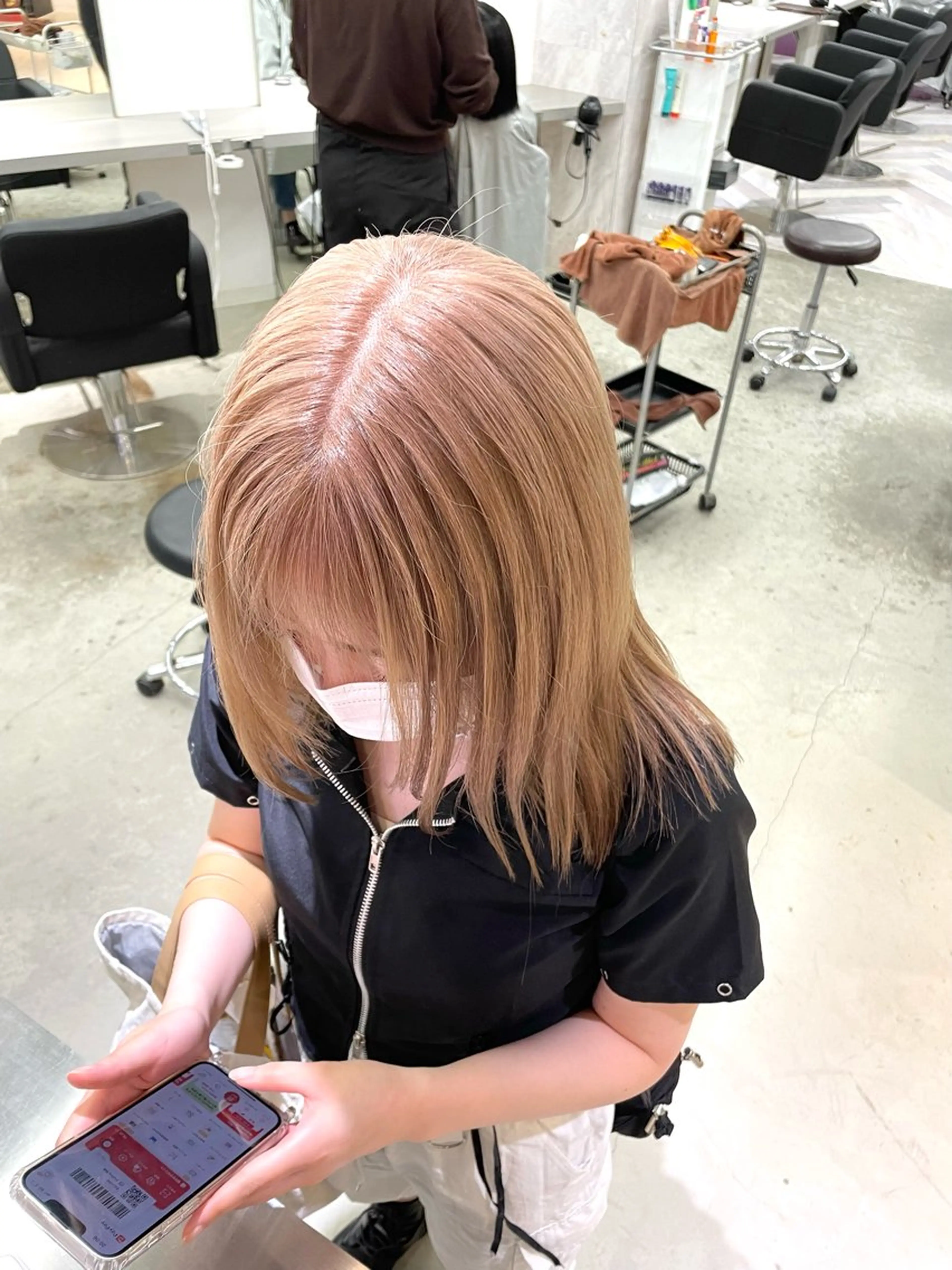 セミロング カラー ブリーチ ヘアカラー トリートメント ブリーチ＆波巻パーマ /飯牟田/GEAR.のヘアスタイル