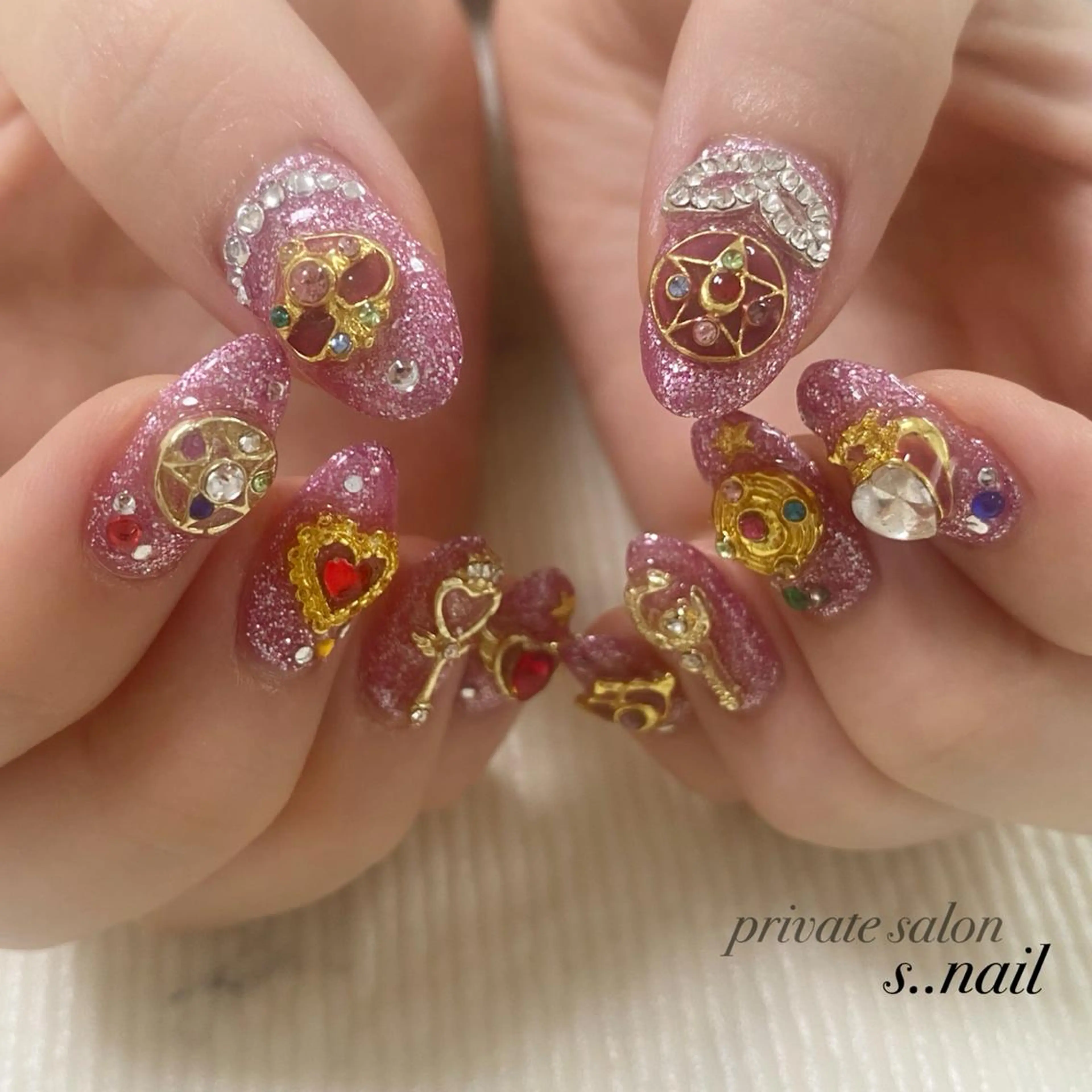 セーラームーンネイル｜s..nail / MORITAのネイルデザイン