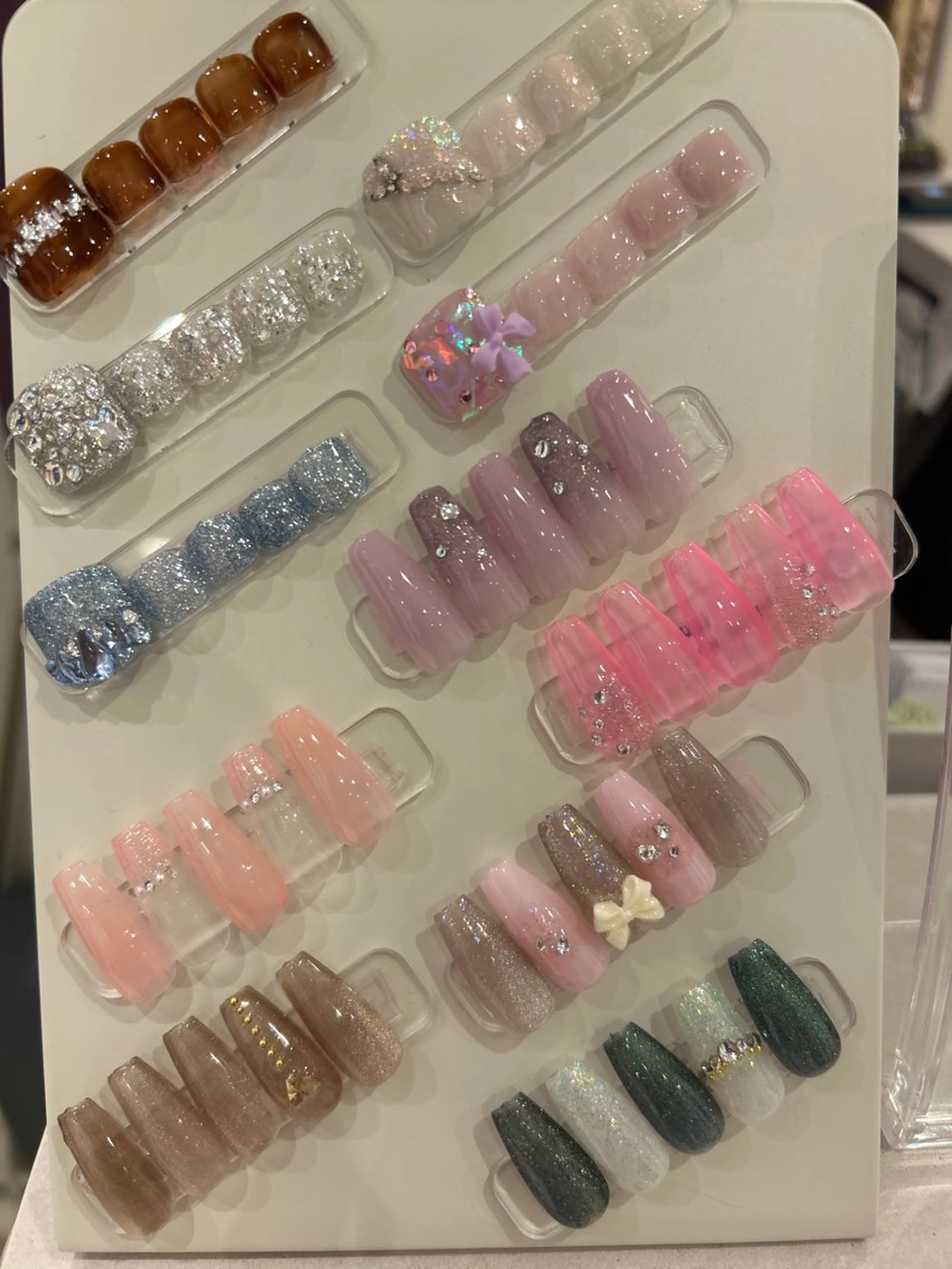 ハンドネイル ハンドケア Amys nail エミのネイルデザイン