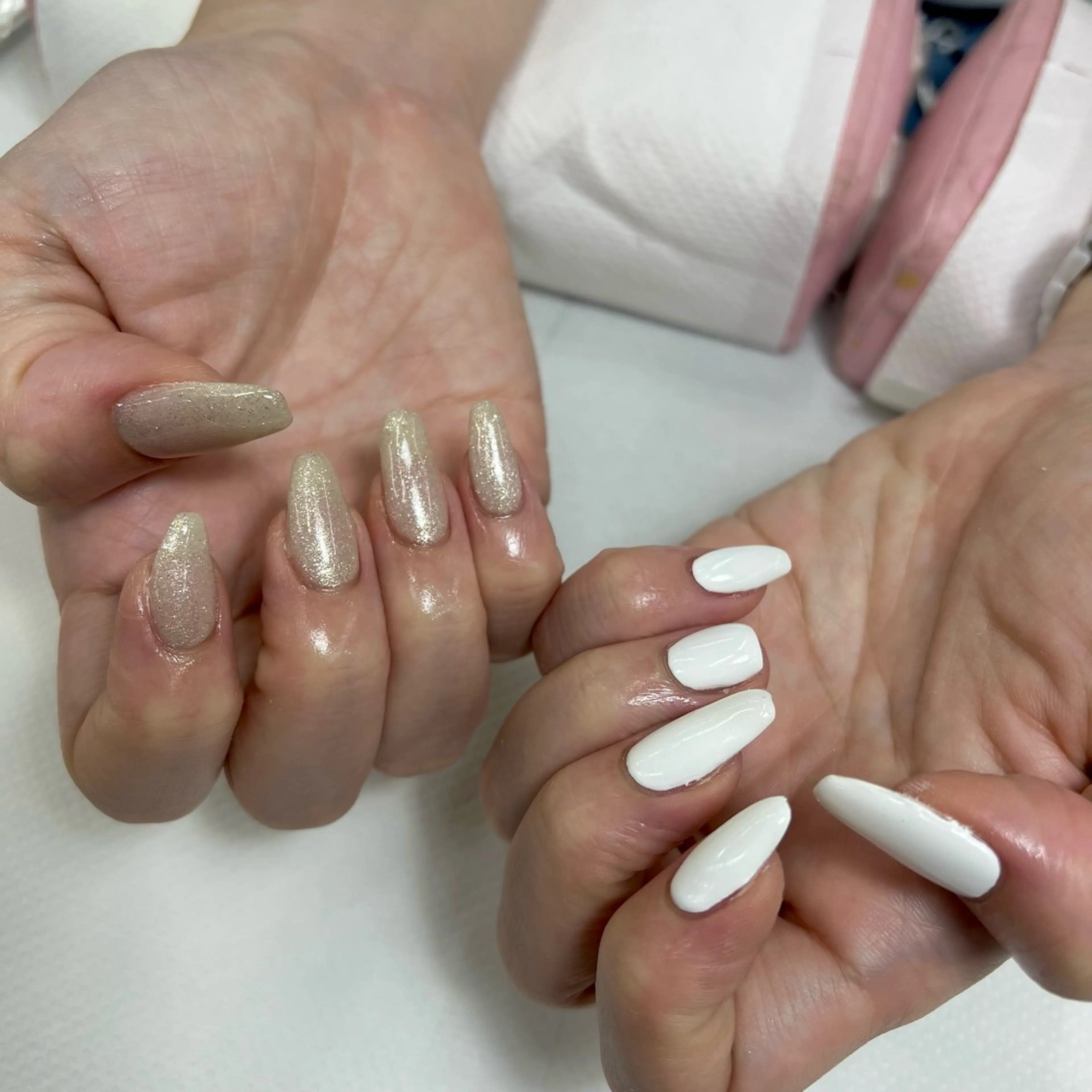 ネイル ワンカラーネイル ホワイト 【MAXKELLY】 KOBIKI🐾のネイルデザイン