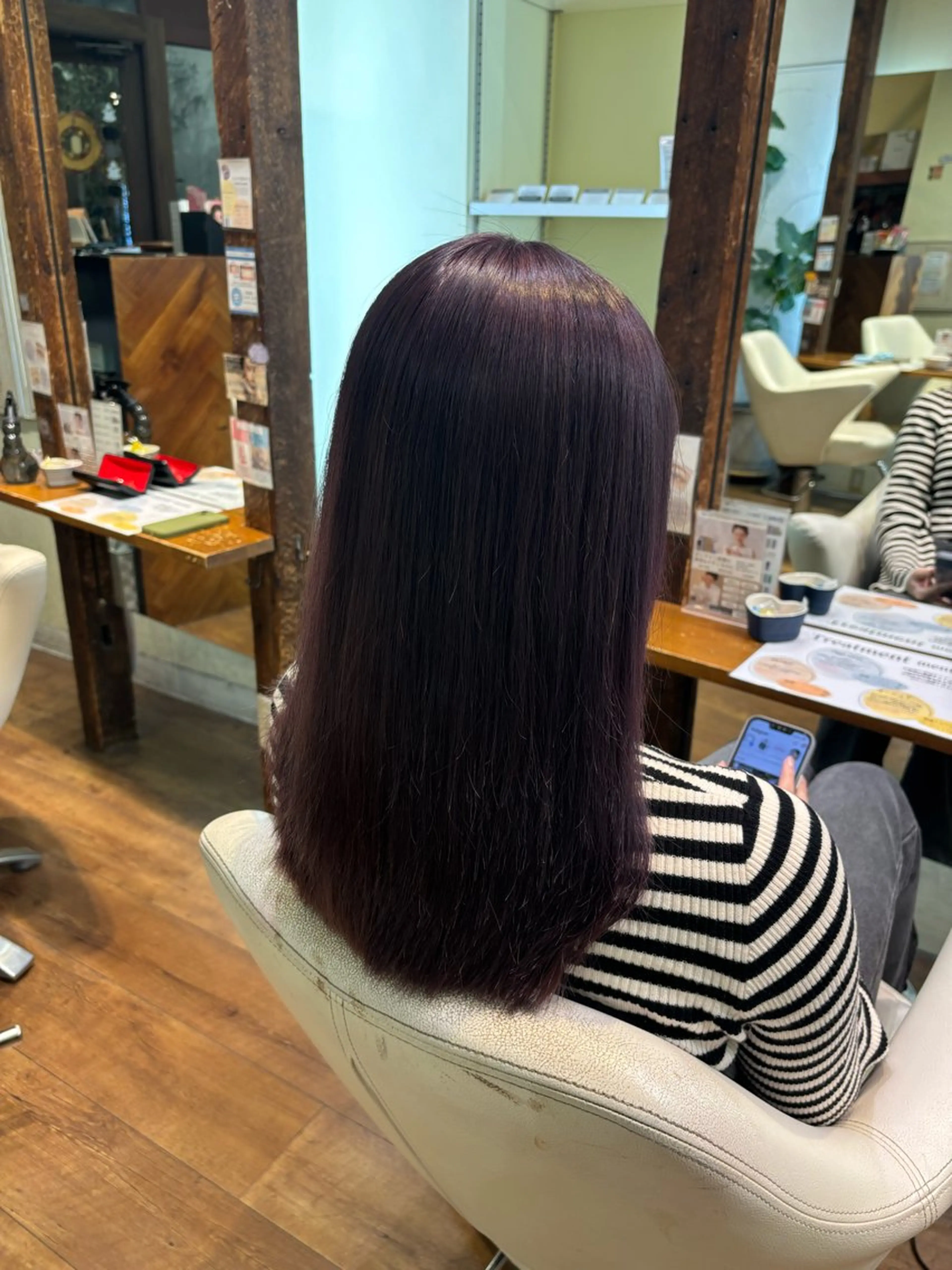 ロング カラー ブリーチ予約率90% 以上✨森山陽向のヘアスタイル