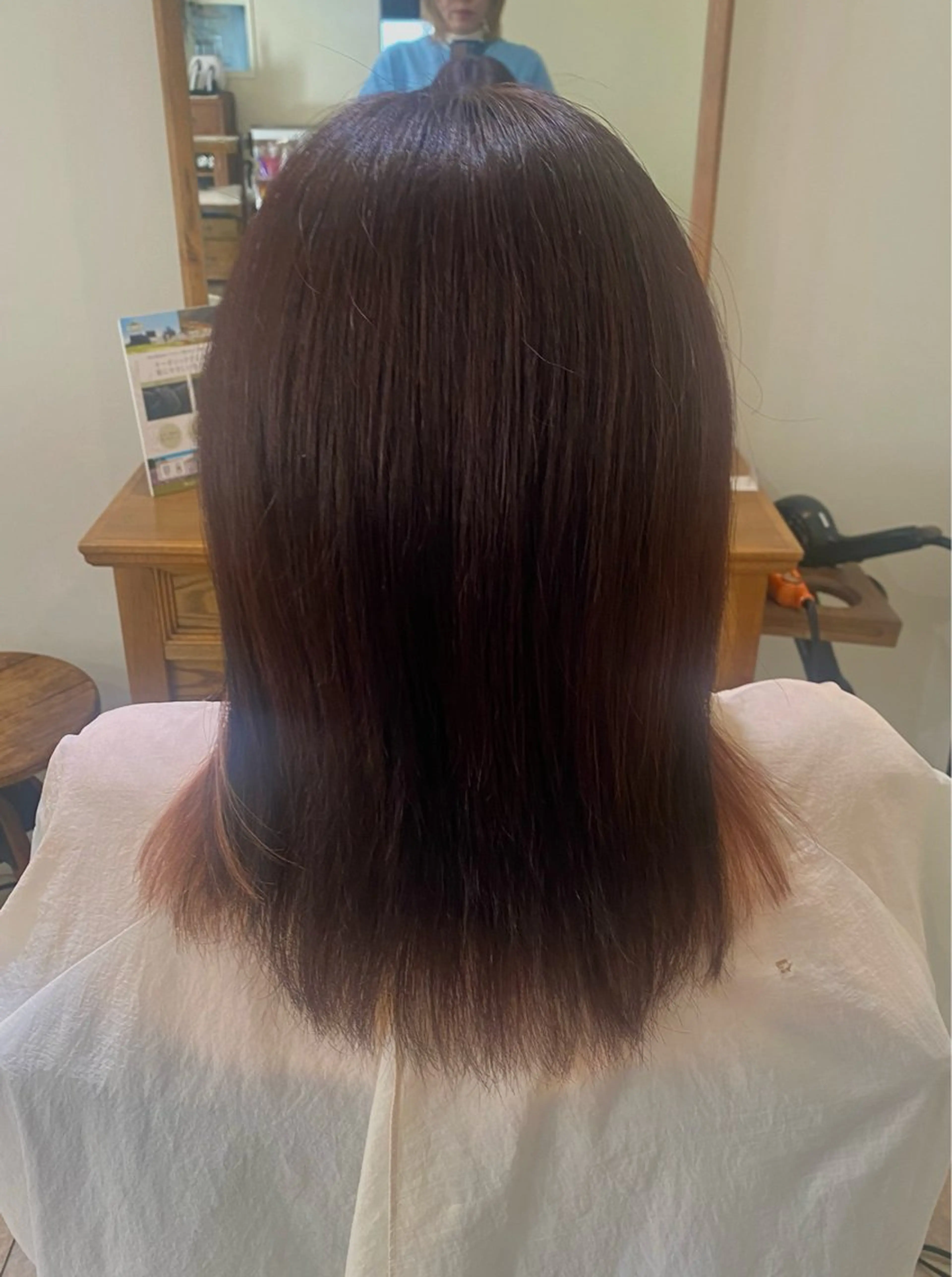 ミディアム カット ヘアカラー LiC えりのヘアスタイル