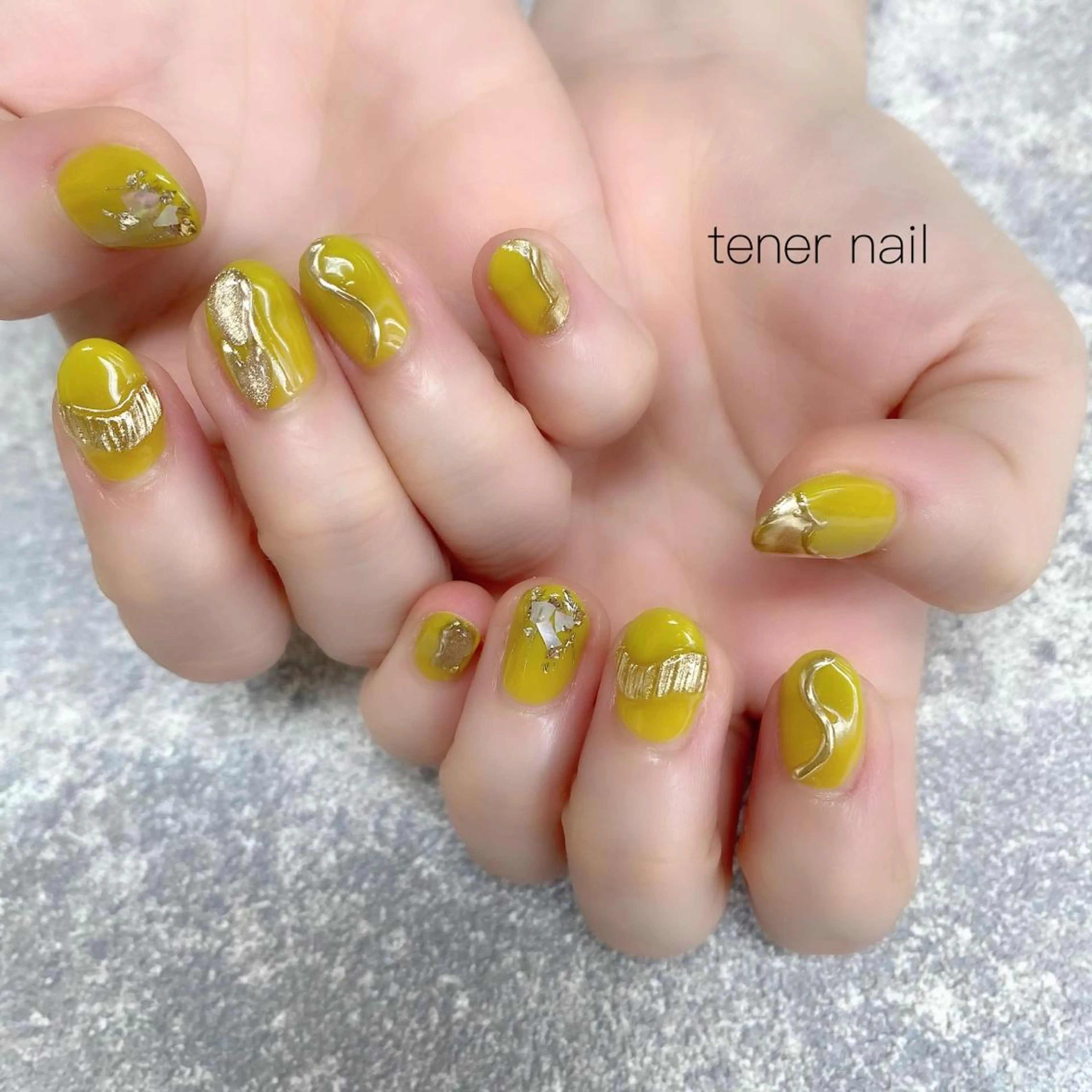 ネイル ゴールド ピスタチオネイル tener  nail  テネルネイル所属・テネルネイル tener nailのネイルデザイン